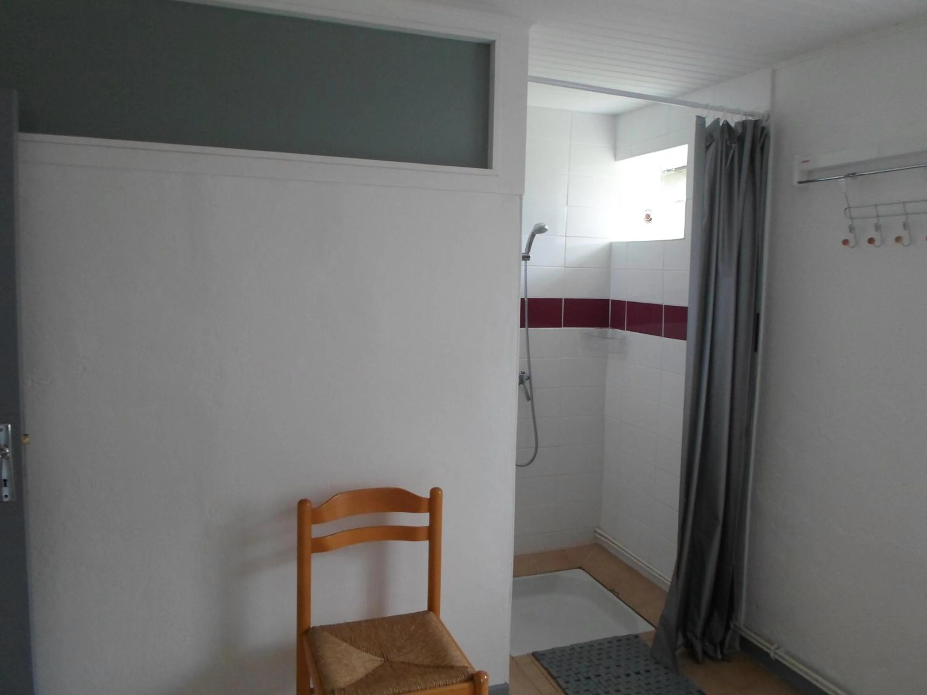 Shower in Relais des Chaux