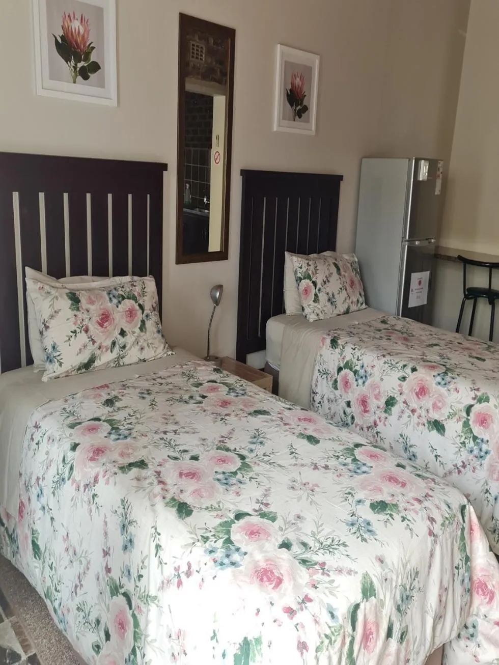 Bedroom, Bed in Skietberg Lodge