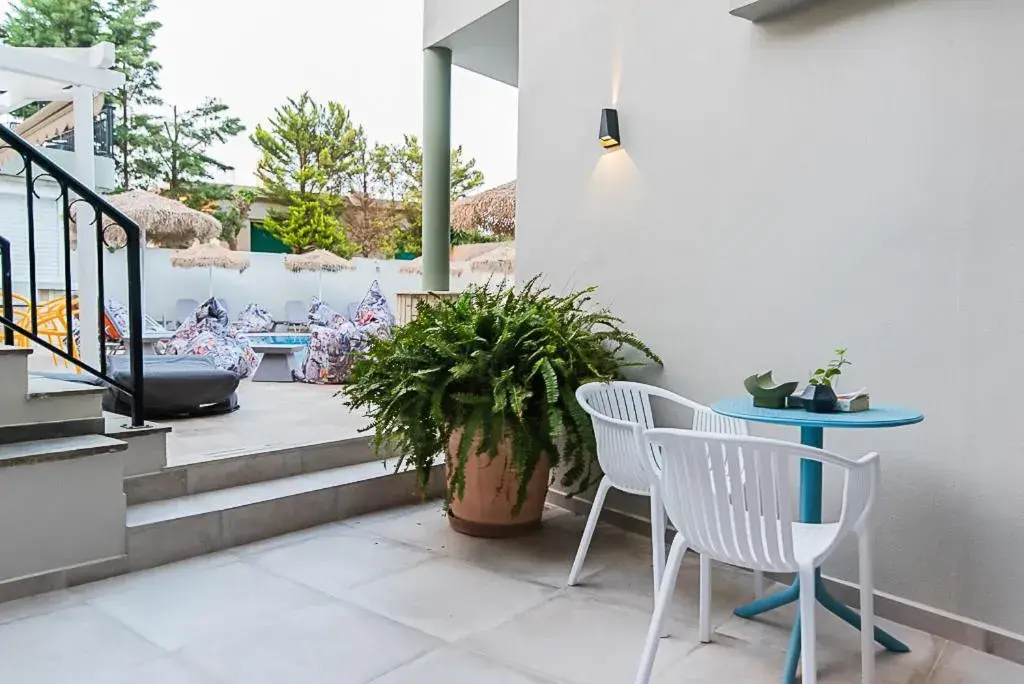 Swimming pool in Sunshine Boutique Hotel by Estia Swimming pool in Sunshine Boutique Hotel by Estia