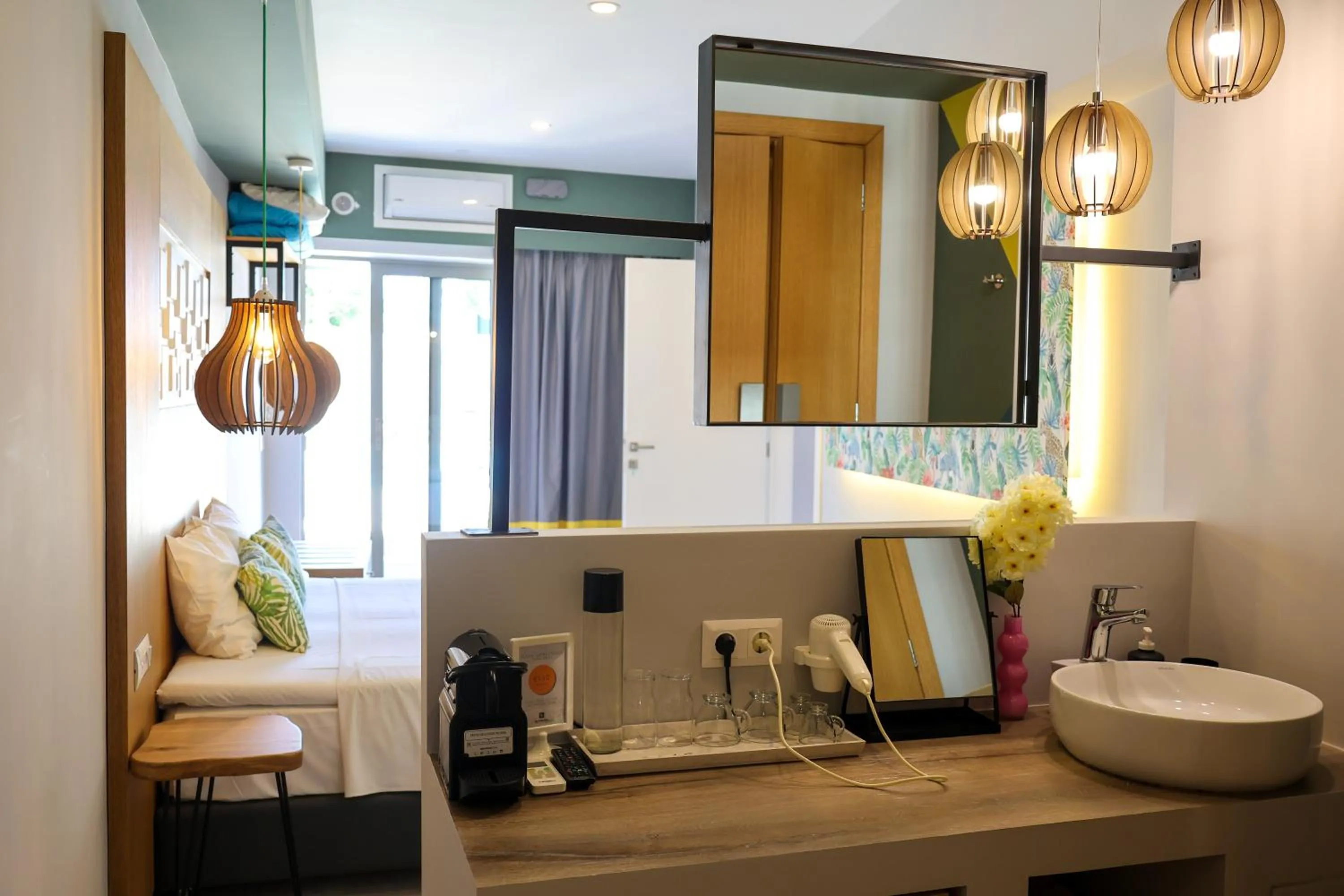 Sunshine Boutique Hotel by Estia