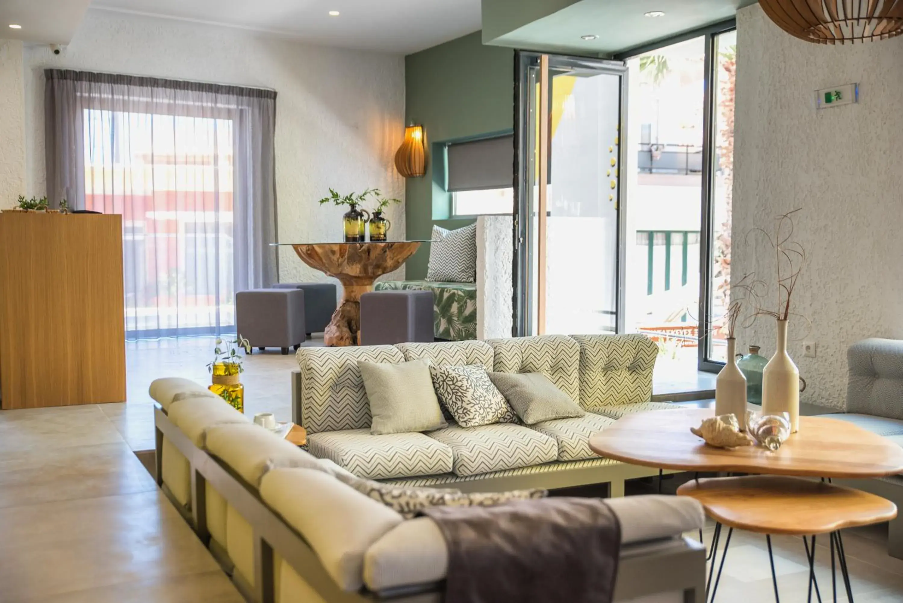 Lobby or reception in Sunshine Boutique Hotel by Estia Lobby or reception in Sunshine Boutique Hotel by Estia