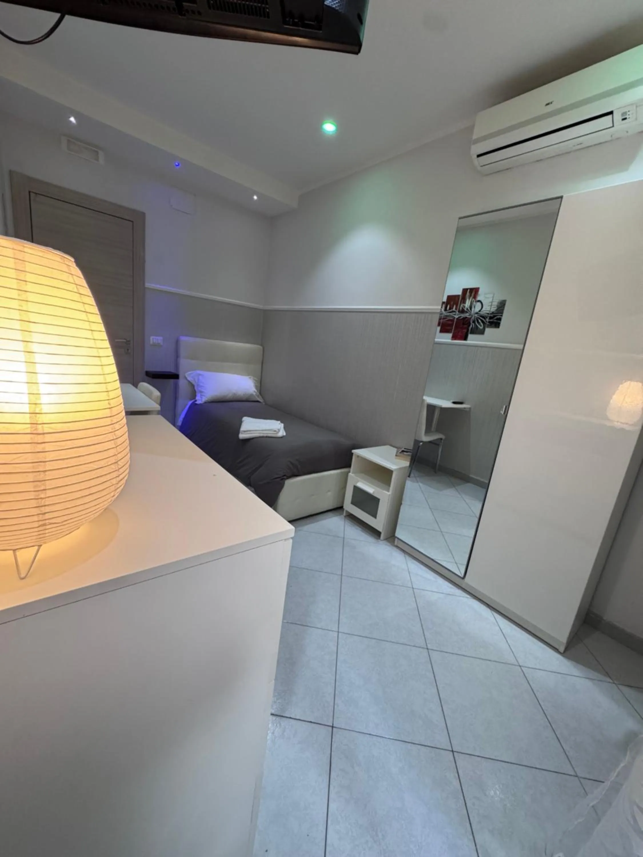 Photo of the whole room, Bed in B&b La Ferrovia