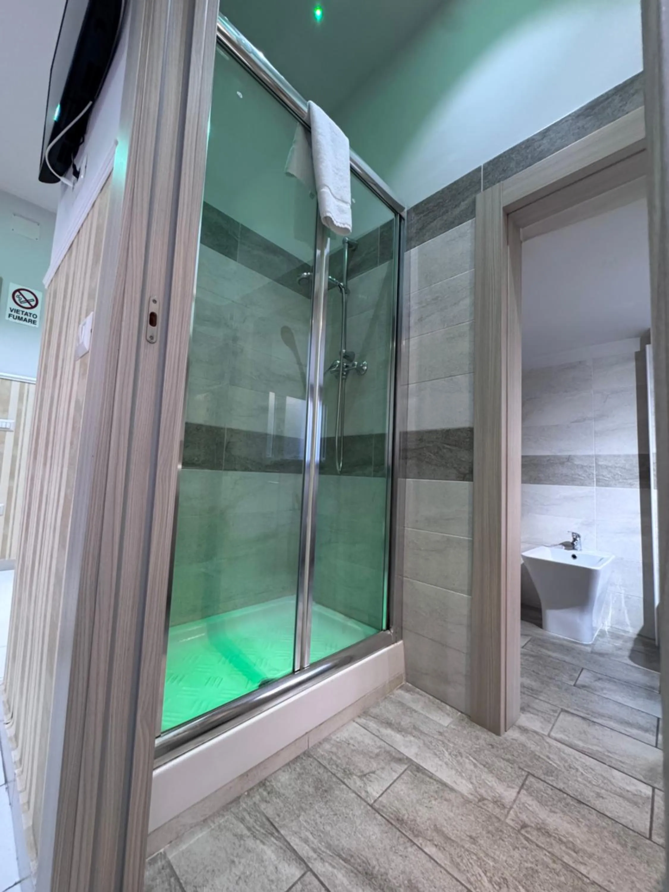 Shower in B&b La Ferrovia