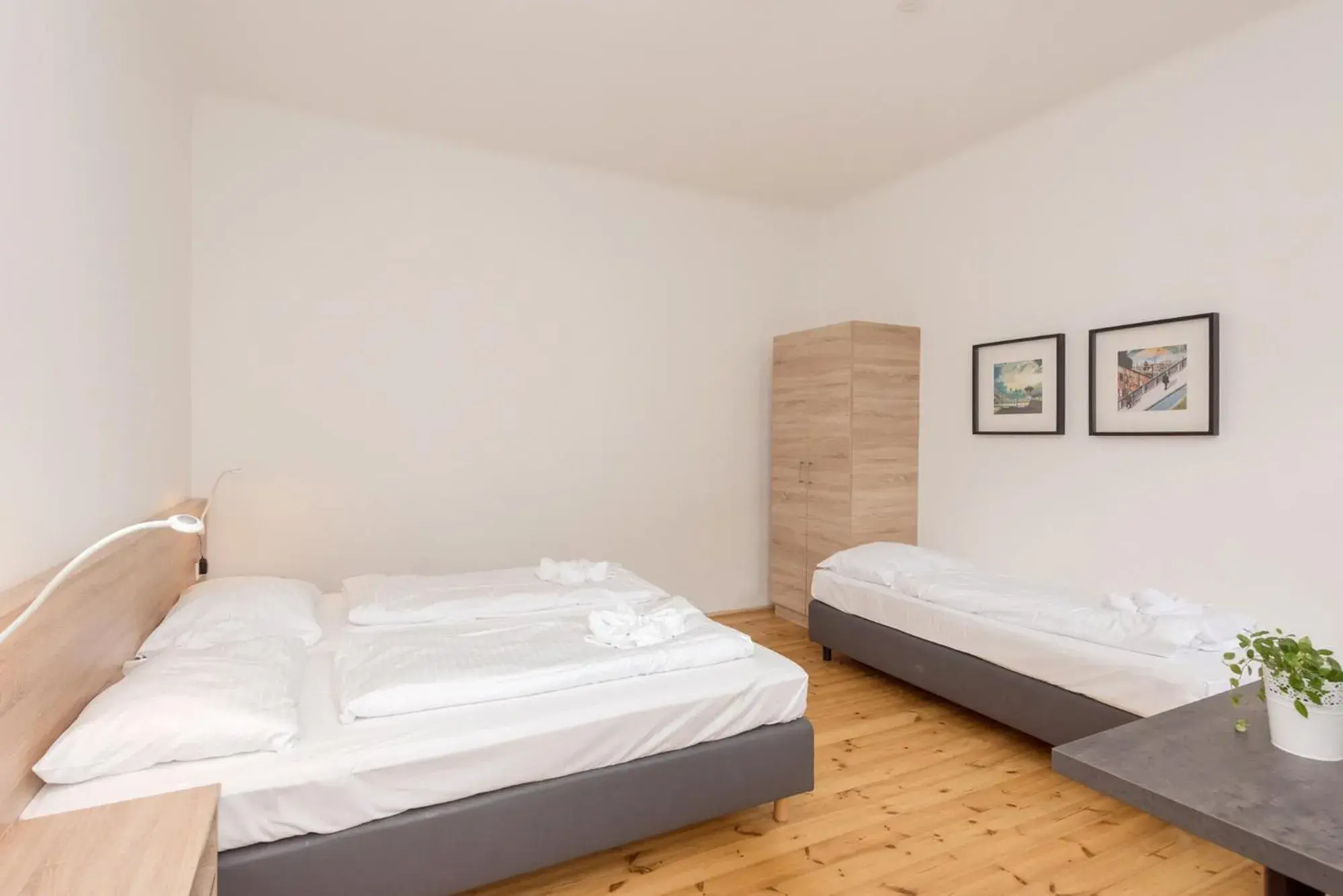 Two-Bedroom Apartment - single occupancy in Metro Apartments Vienna Two-Bedroom Apartment - single occupancy in Metro Apartments Vienna