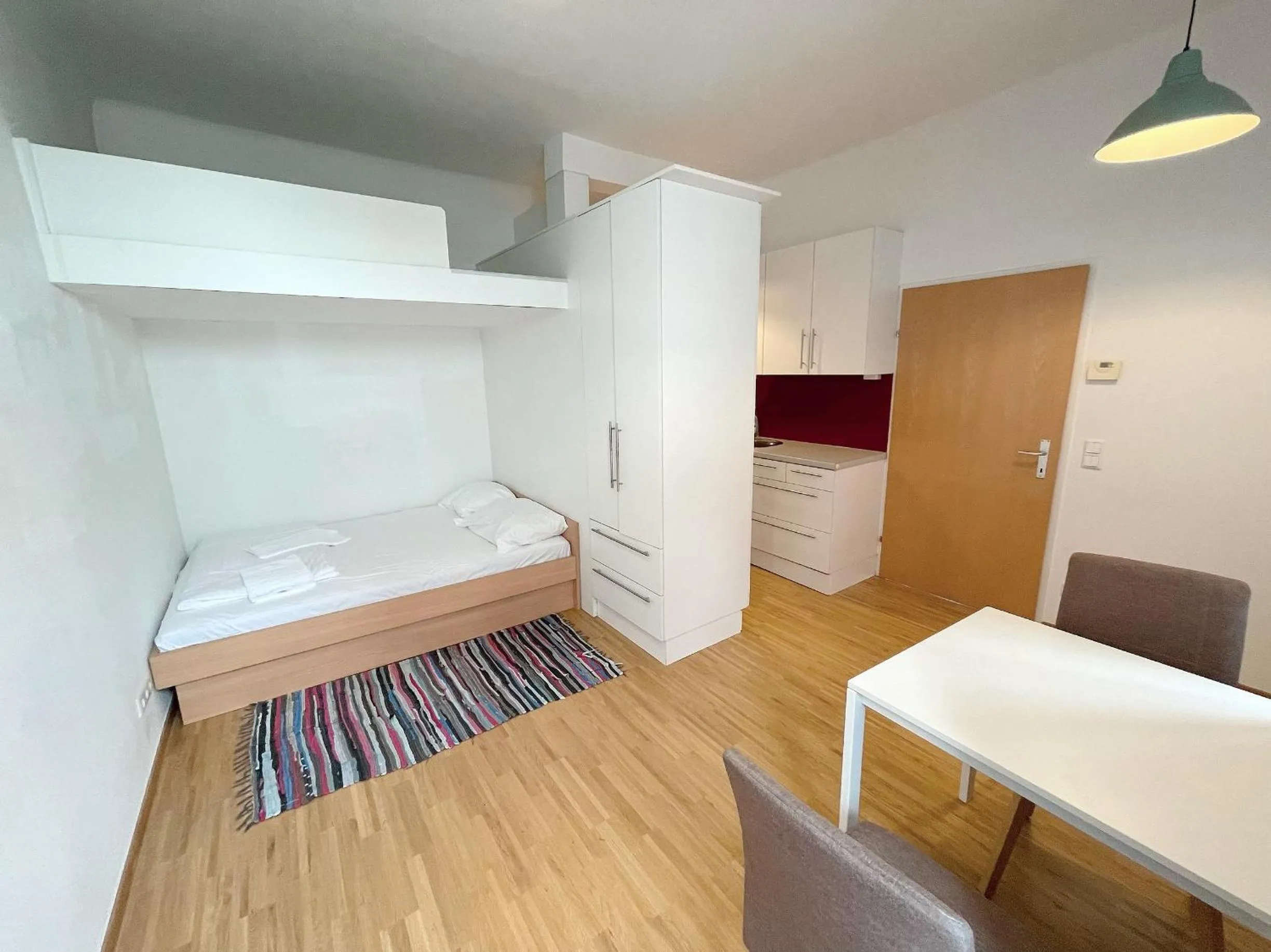 Bed in Metro Apartments Vienna