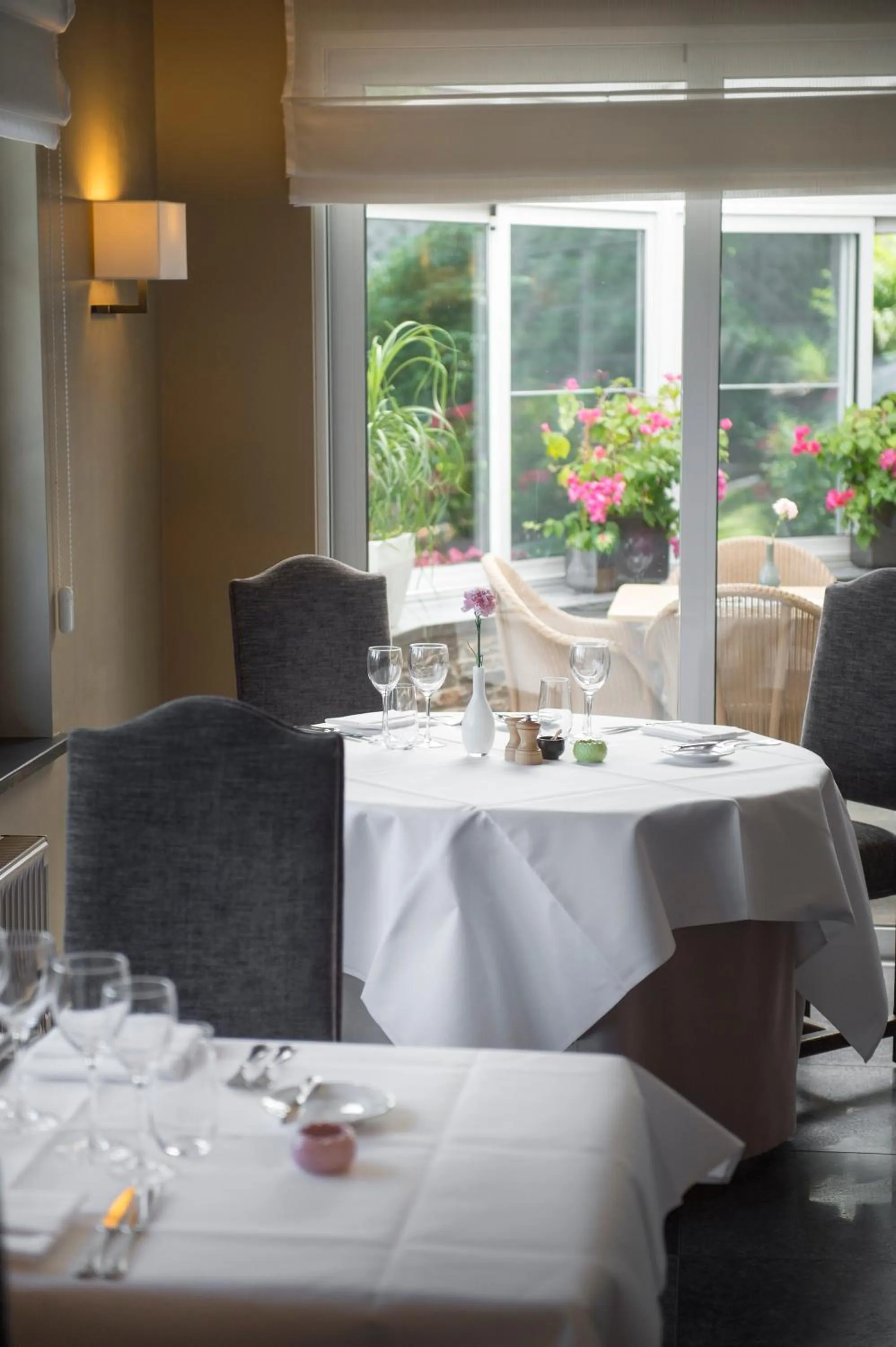 Restaurant/places to eat in Hotel des Ardennes