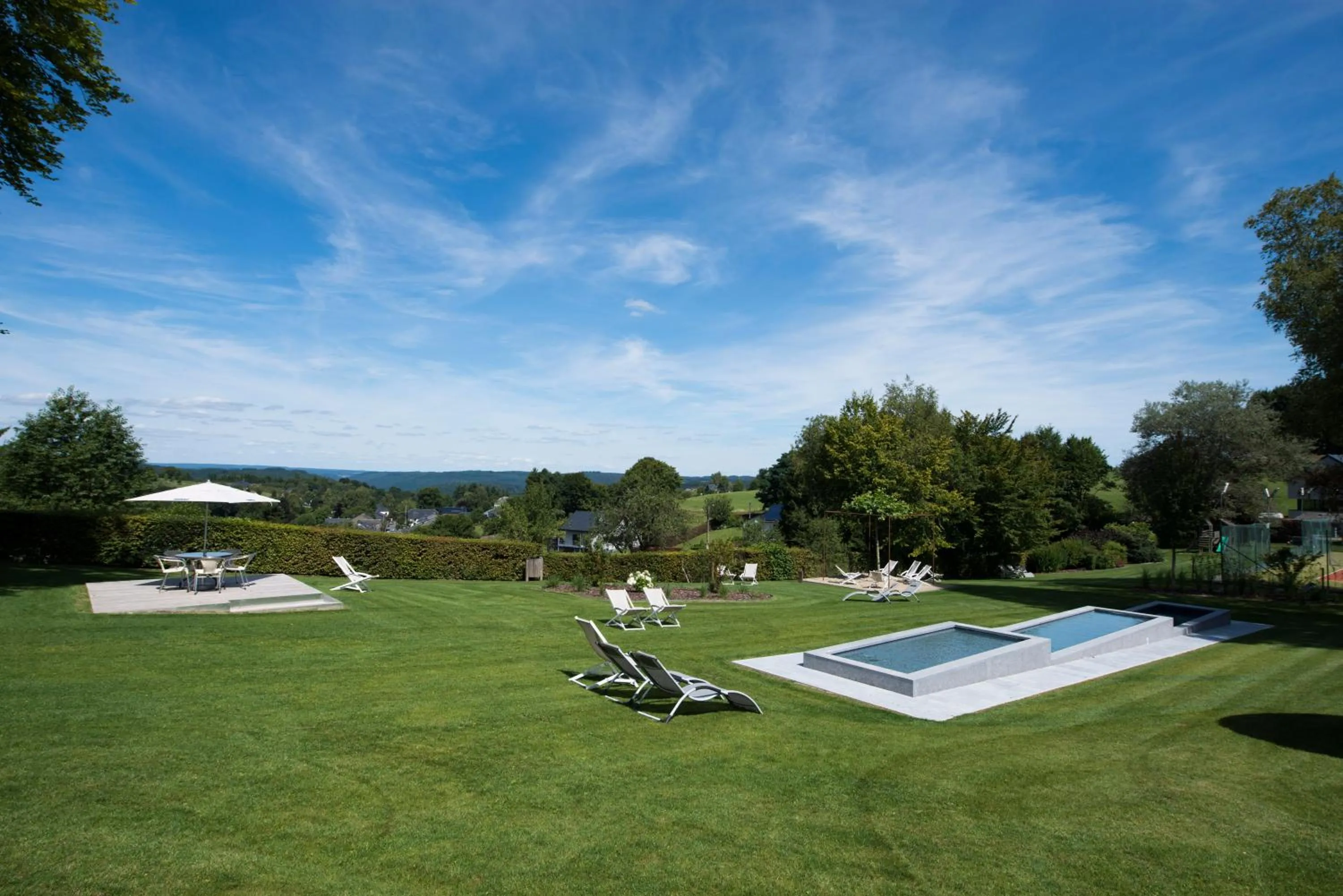 Garden in Hotel des Ardennes