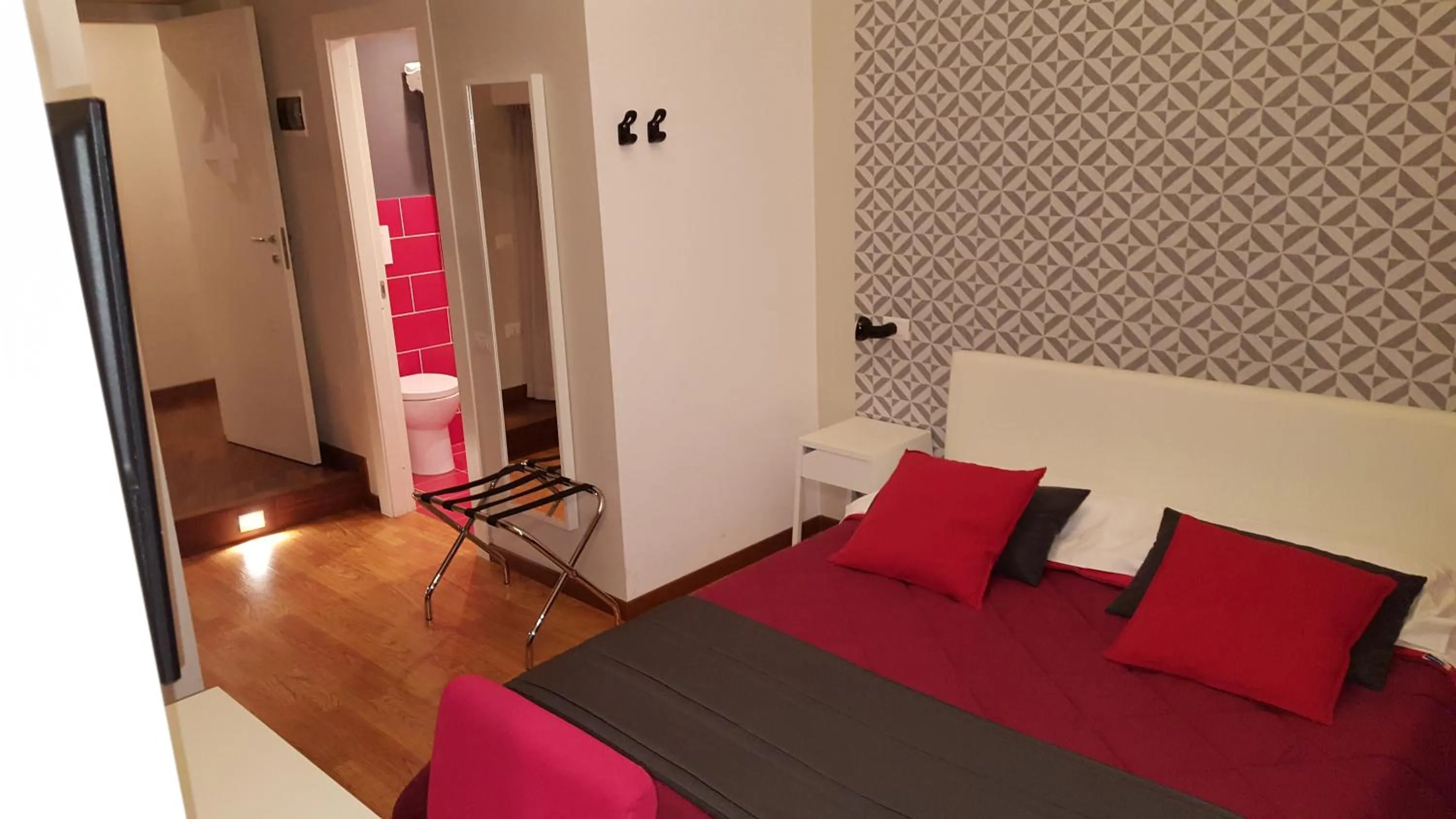 Photo of the whole room, Bed in B&B Rettifilo