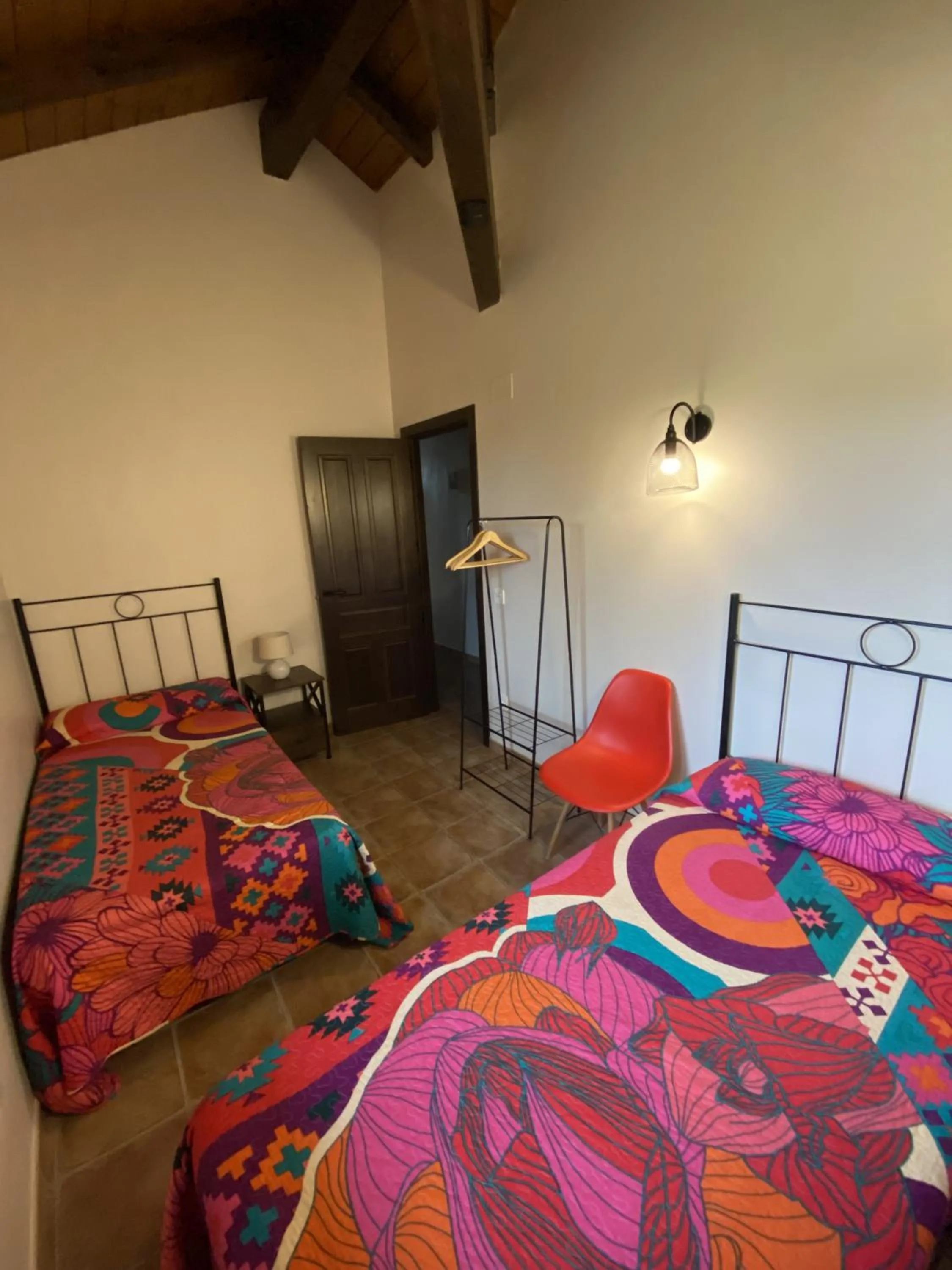 Bedroom, Bed in O Zierzo