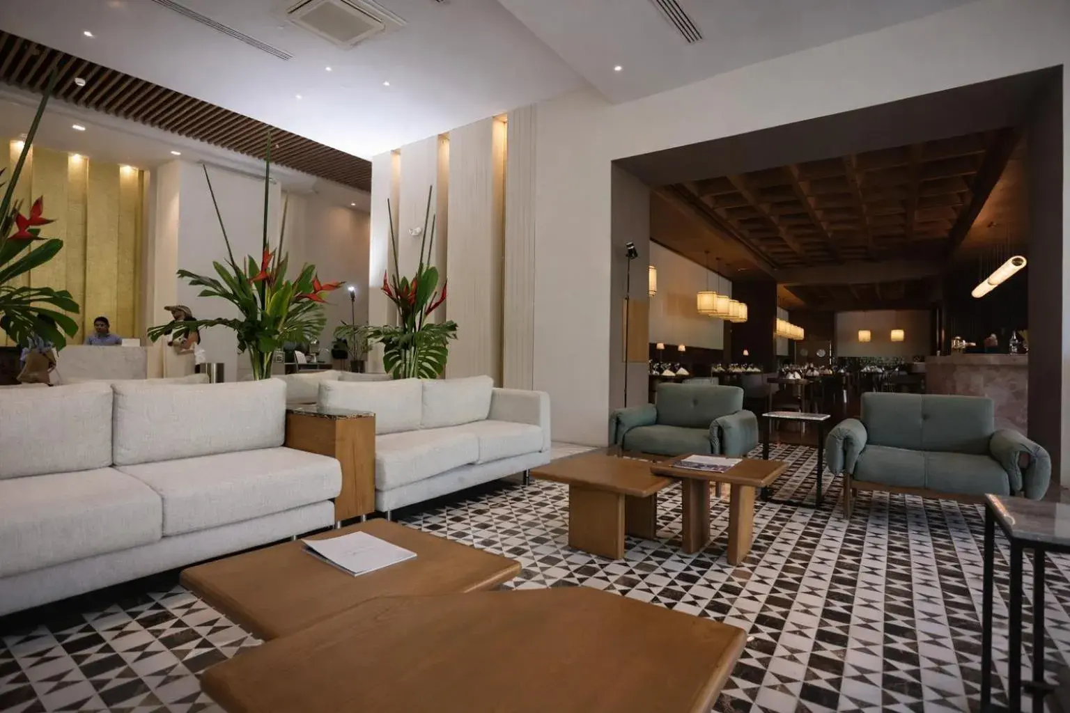 Lobby or reception in Crowne Plaza Barranquilla by IHG Lobby or reception in Crowne Plaza Barranquilla by IHG