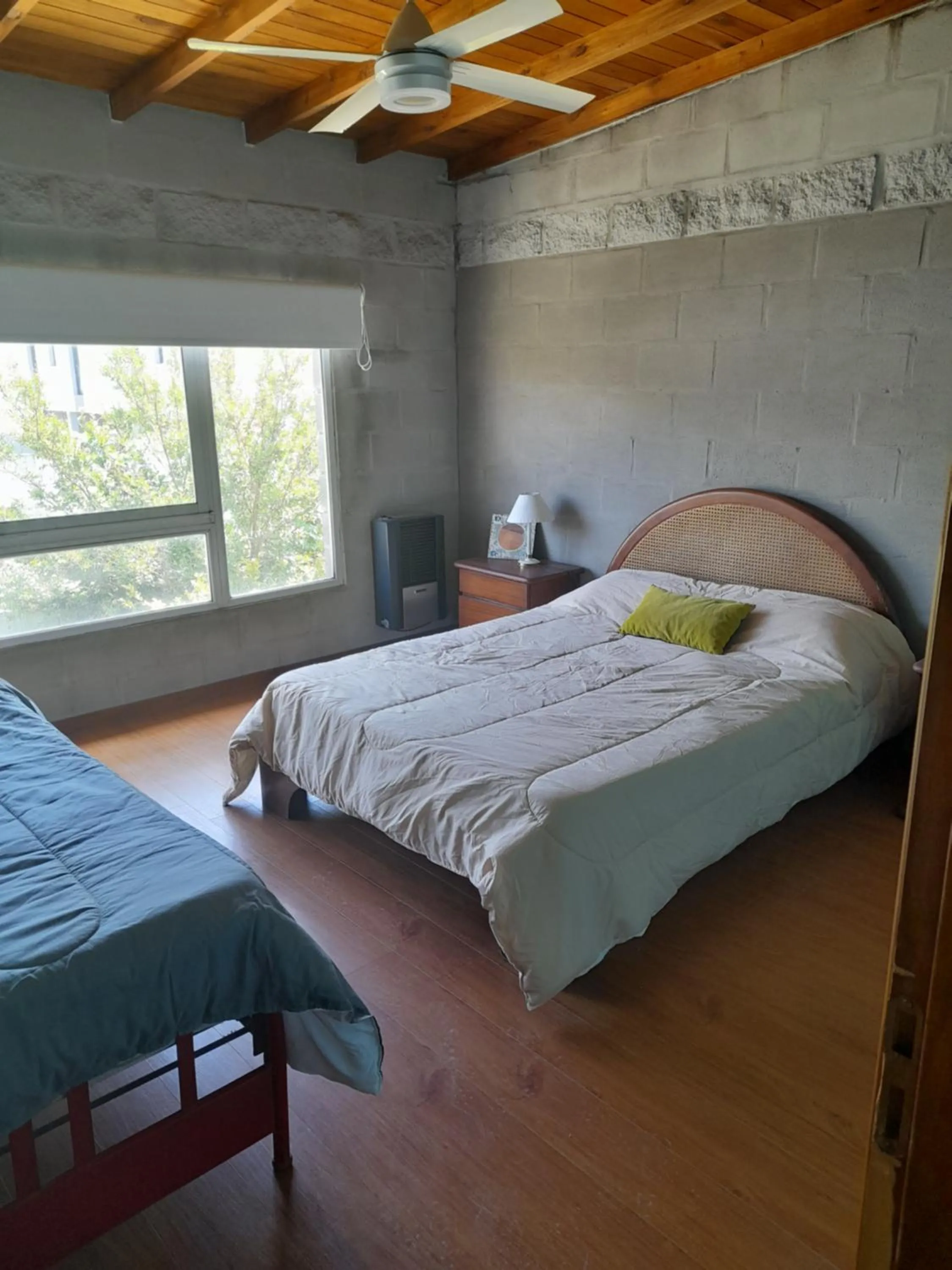 Bed in Luna de Valencia