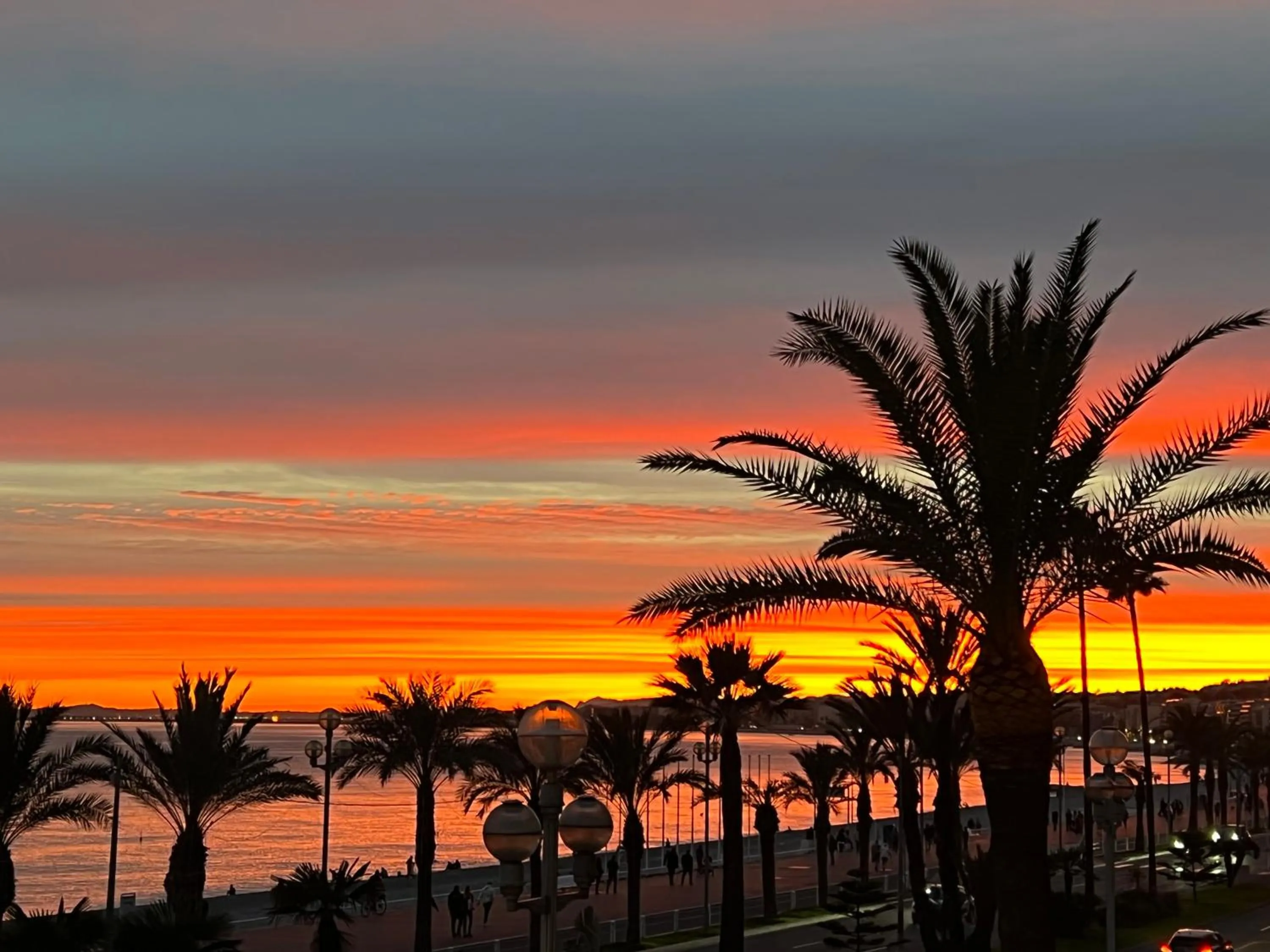 Endless Stunning Mediterranean Sea Views Promenade Des Anglais