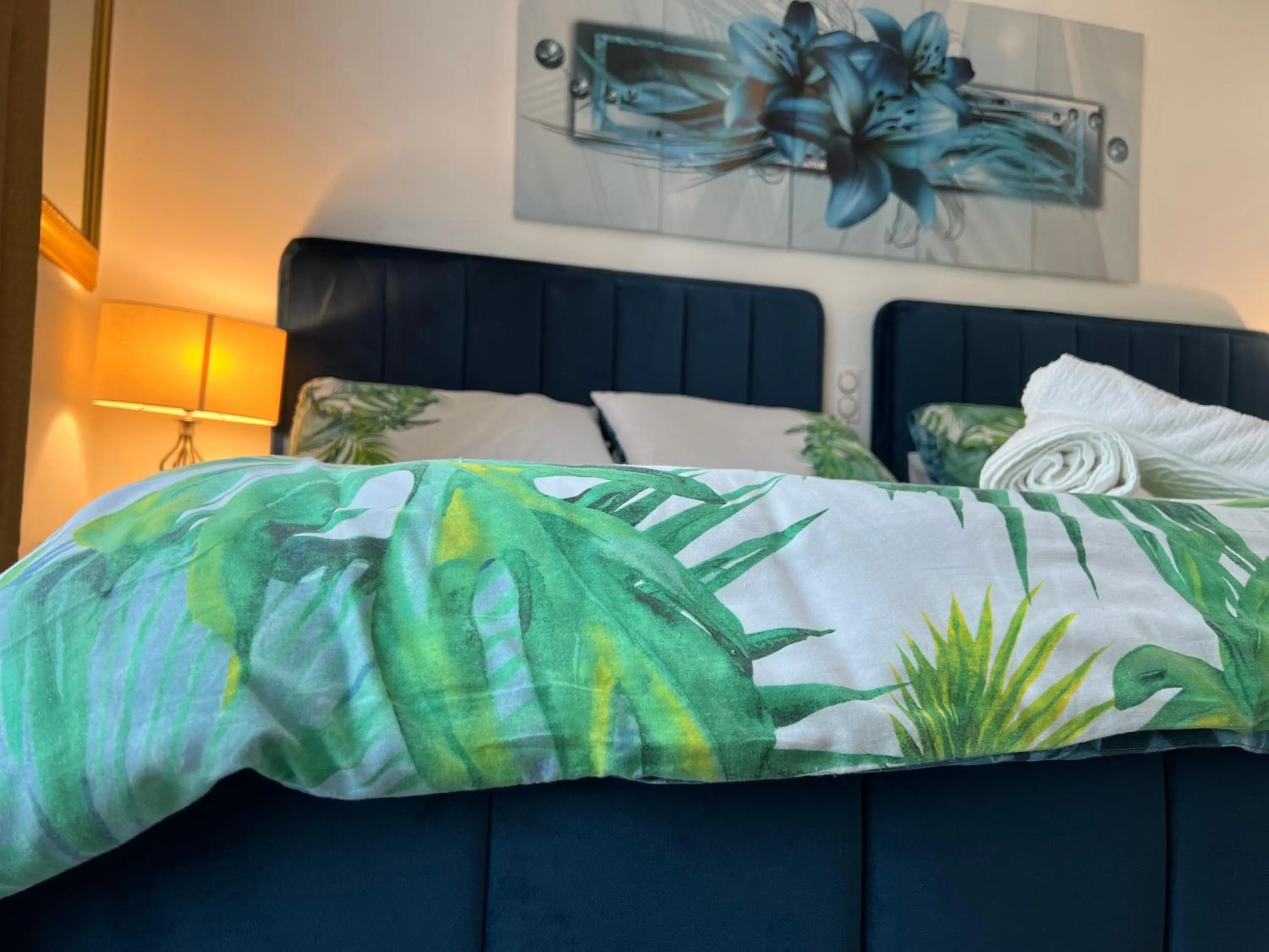 Bed in Endless Stunning Mediterranean Sea Views Promenade Des Anglais