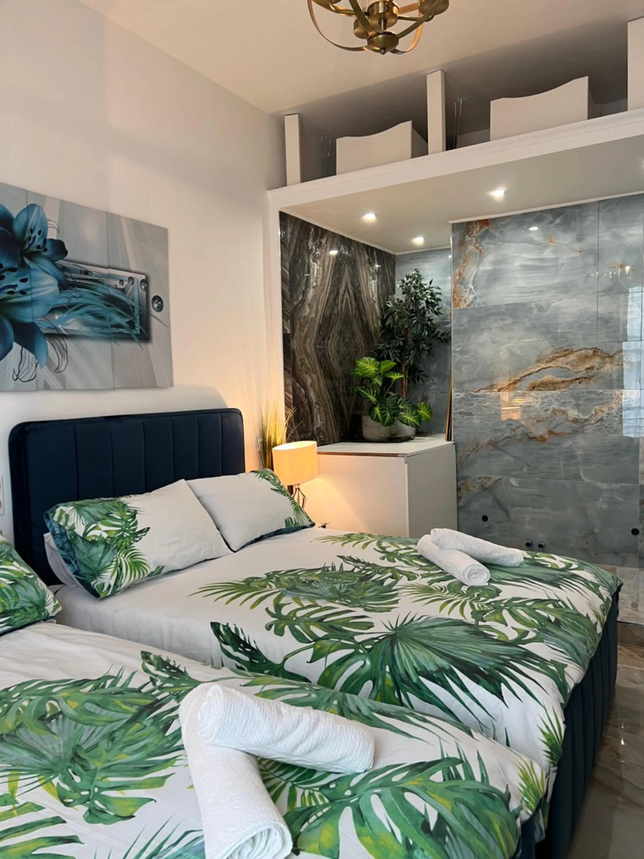 Bed in Endless Stunning Mediterranean Sea Views Promenade Des Anglais