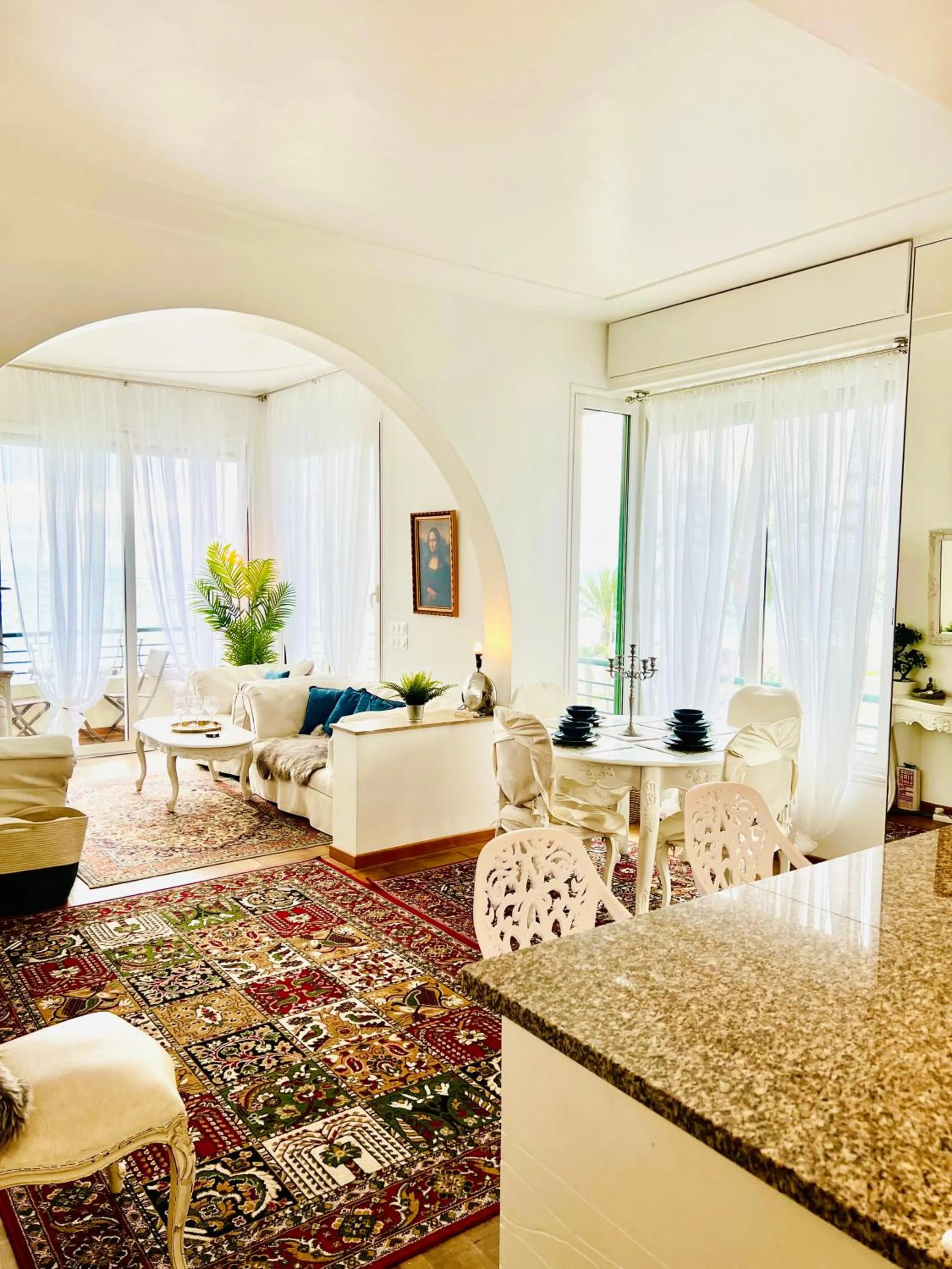 Endless Stunning Mediterranean Sea Views Promenade Des Anglais