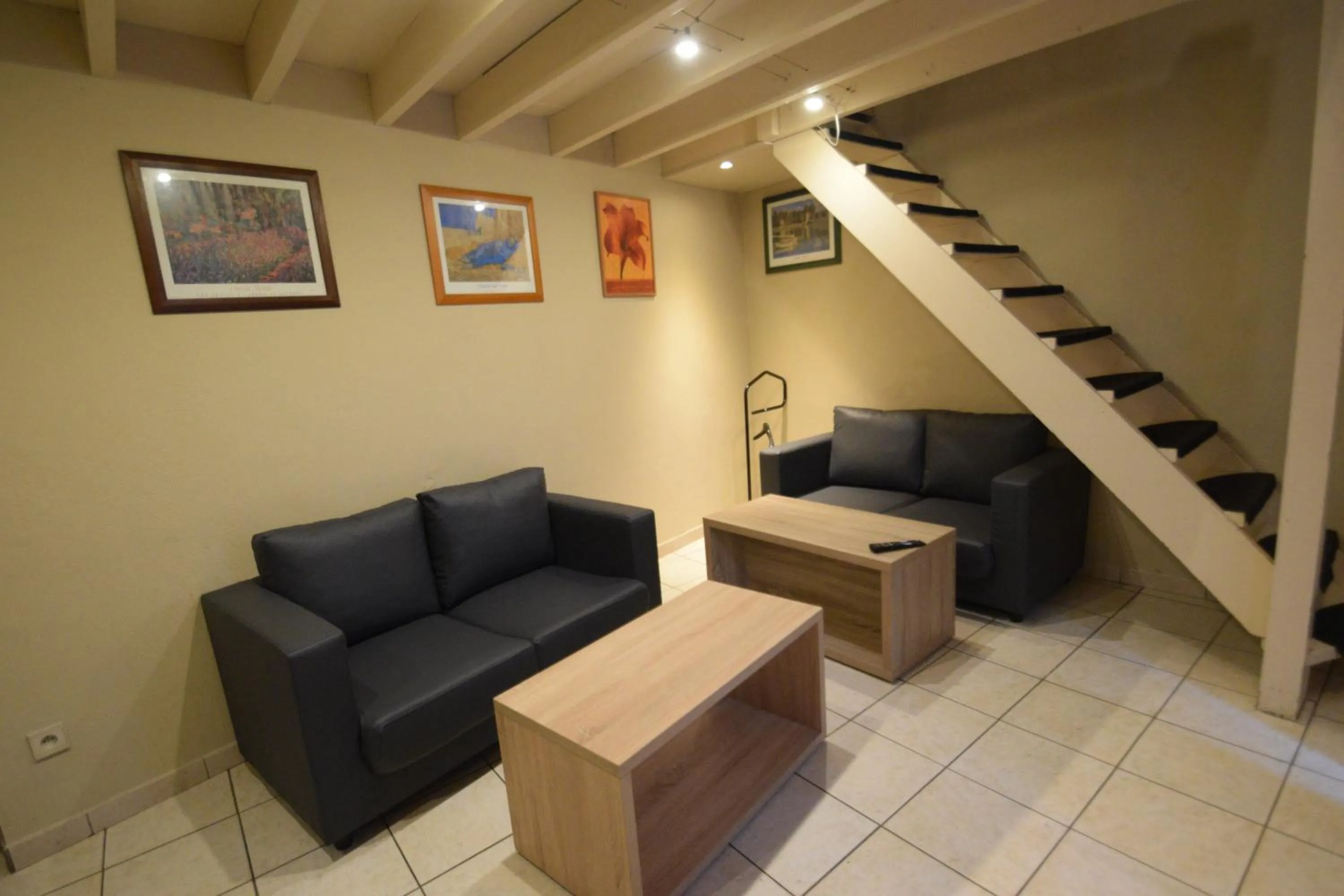 Seating area in Condo Gardens Leuven