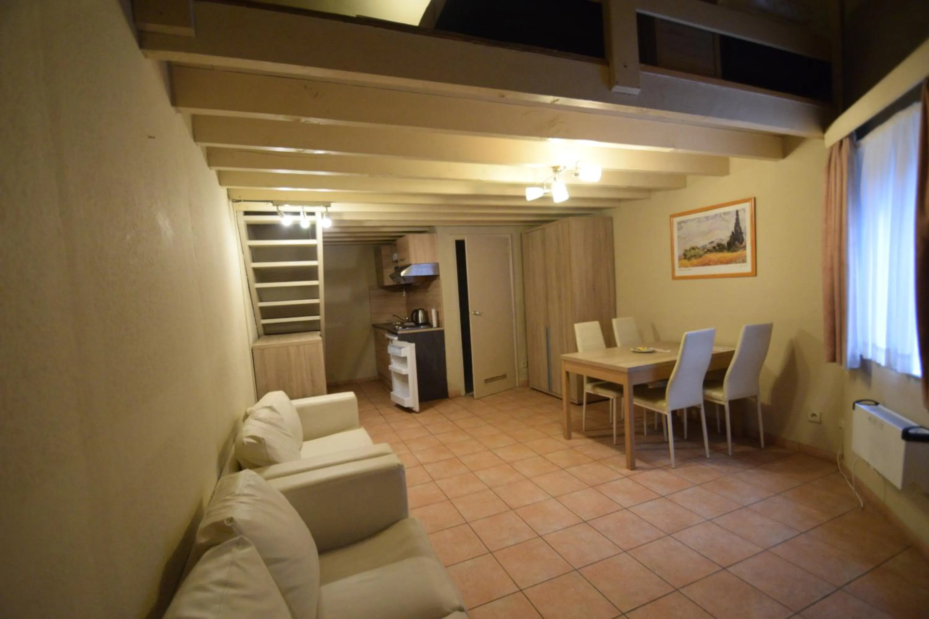 Kitchen or kitchenette in Condo Gardens Leuven