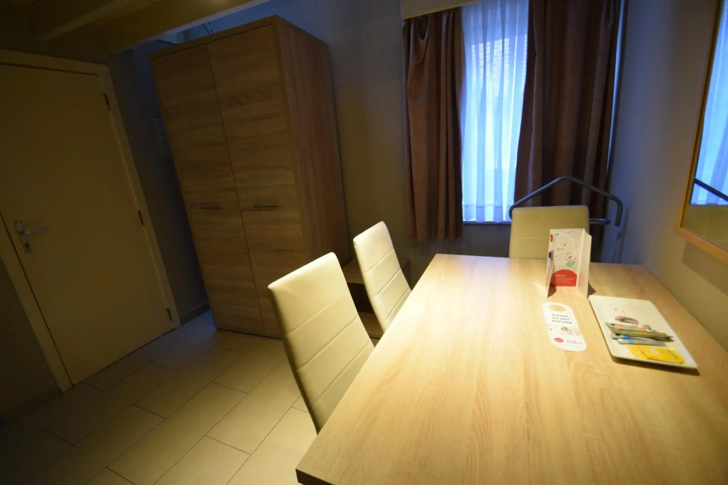 Seating area in Condo Gardens Leuven Seating area in Condo Gardens Leuven