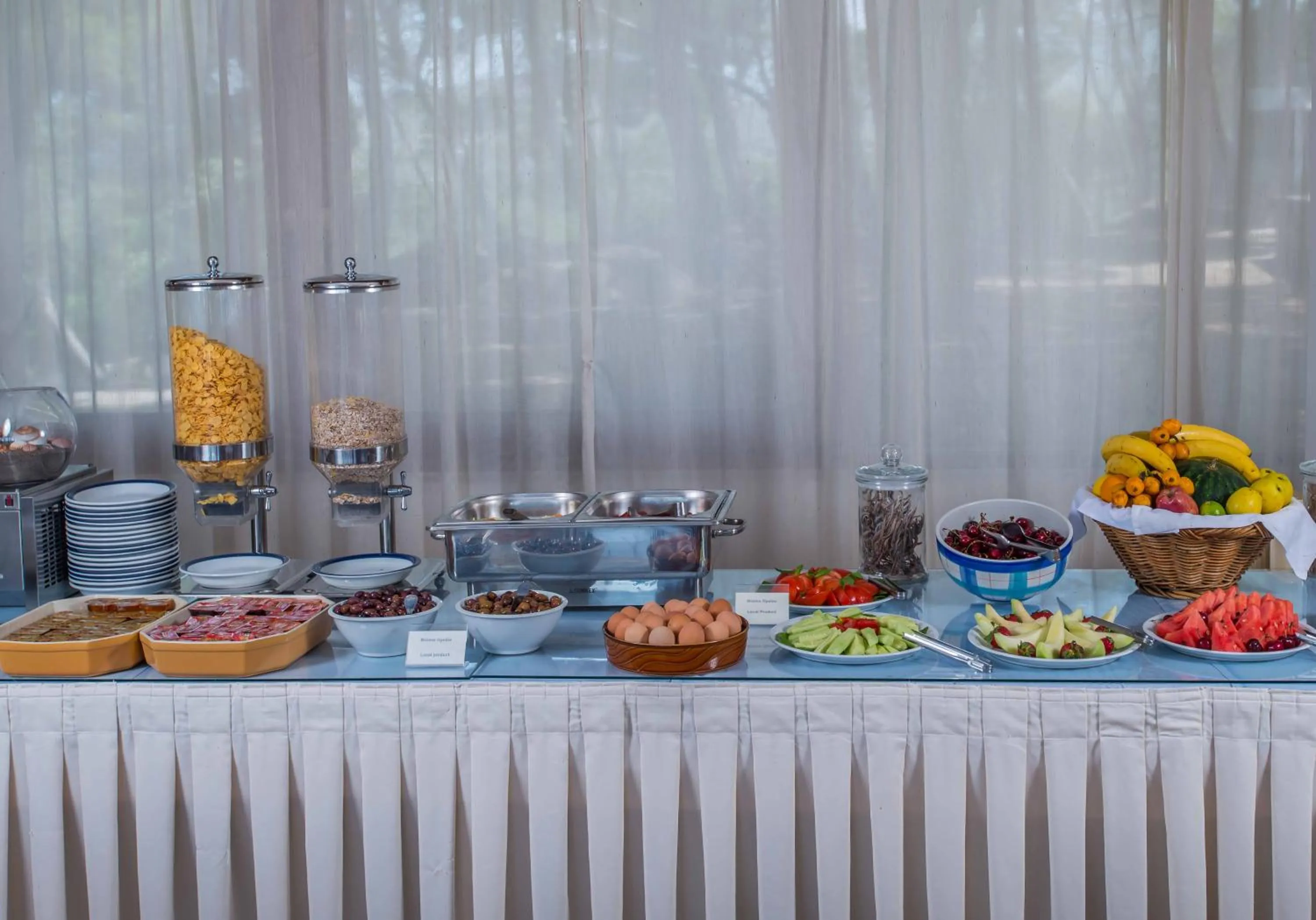 Buffet breakfast in Delfinia Hotel & Bungalows