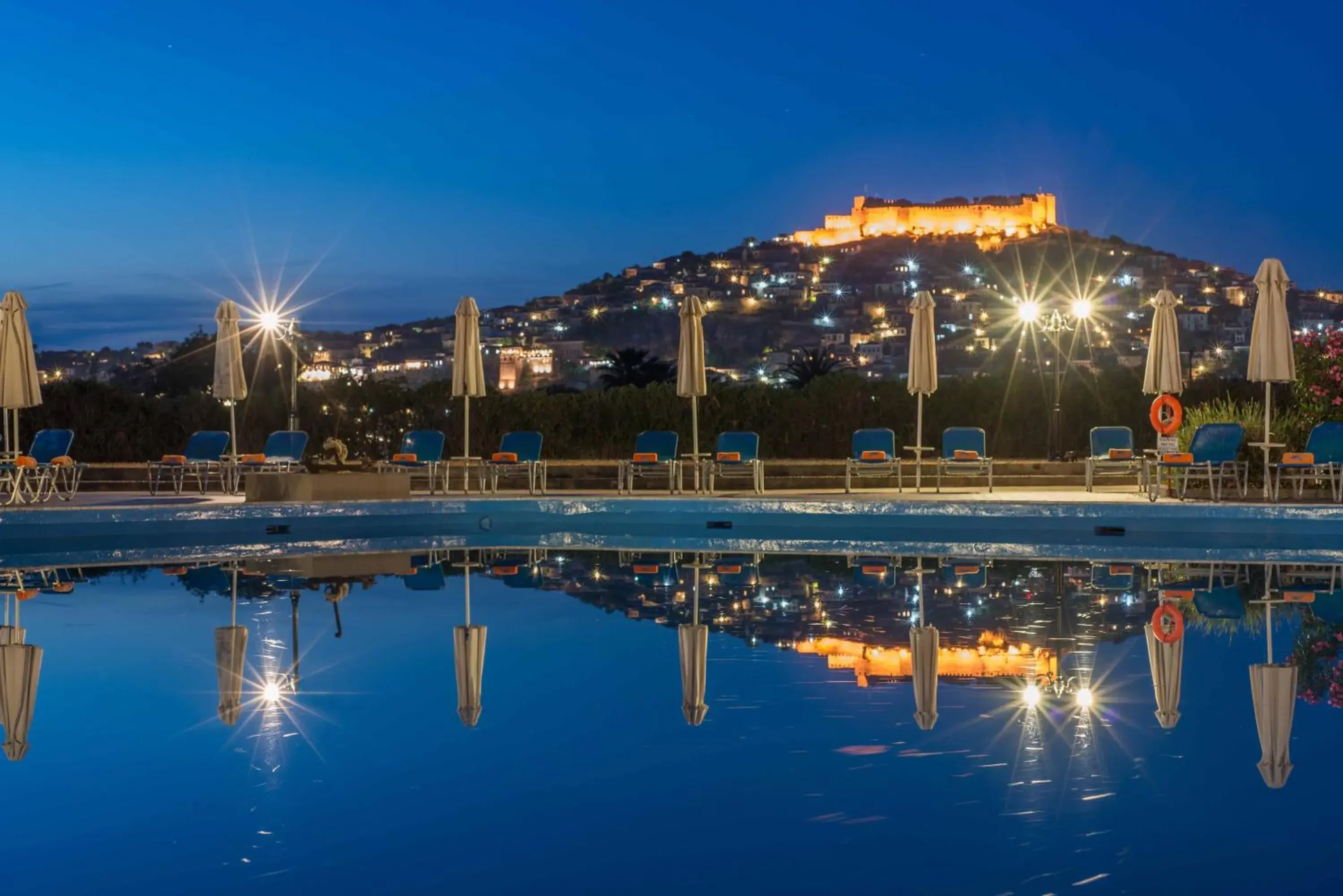 Swimming pool in Delfinia Hotel & Bungalows Swimming pool in Delfinia Hotel & Bungalows