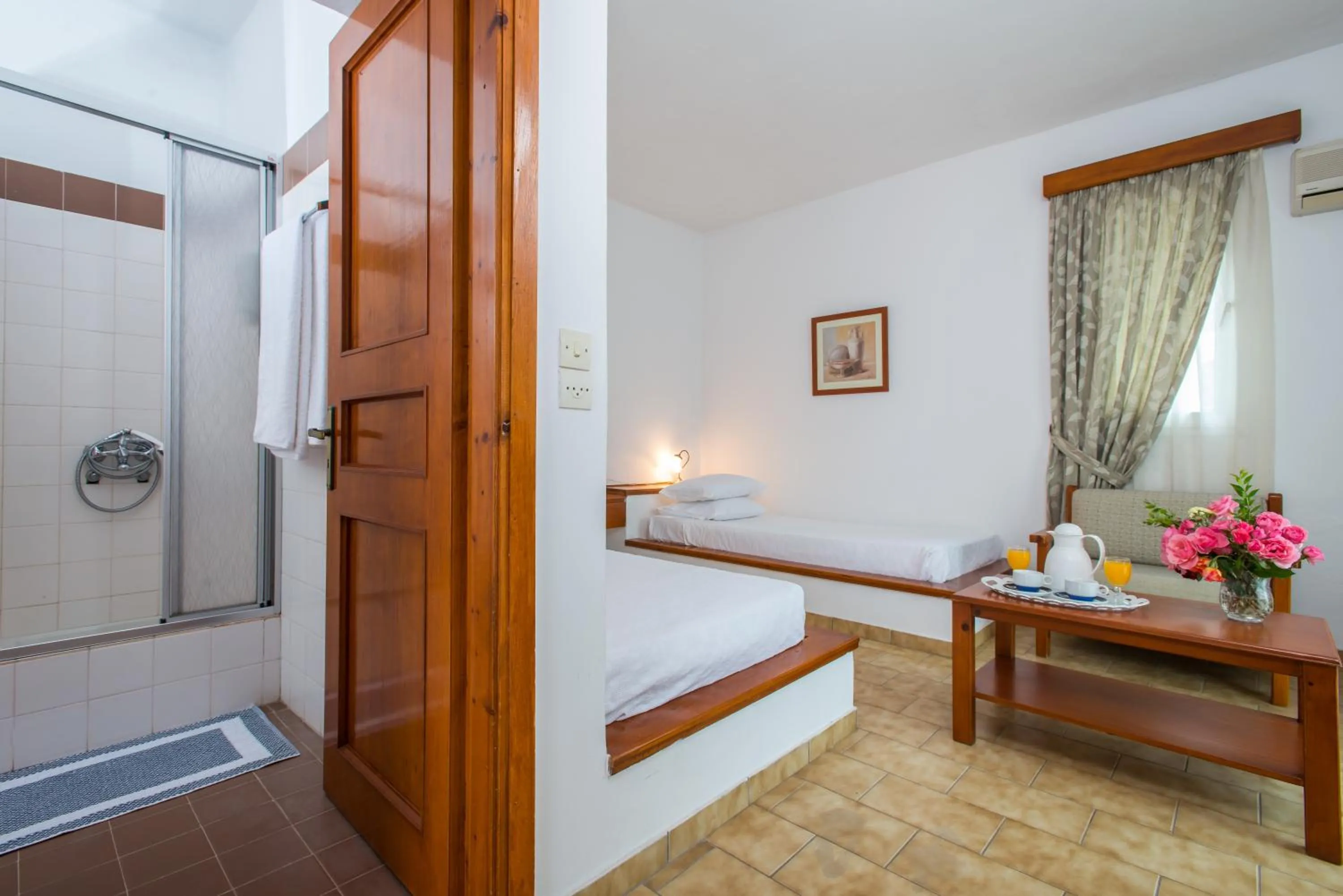 Bathroom in Delfinia Hotel & Bungalows