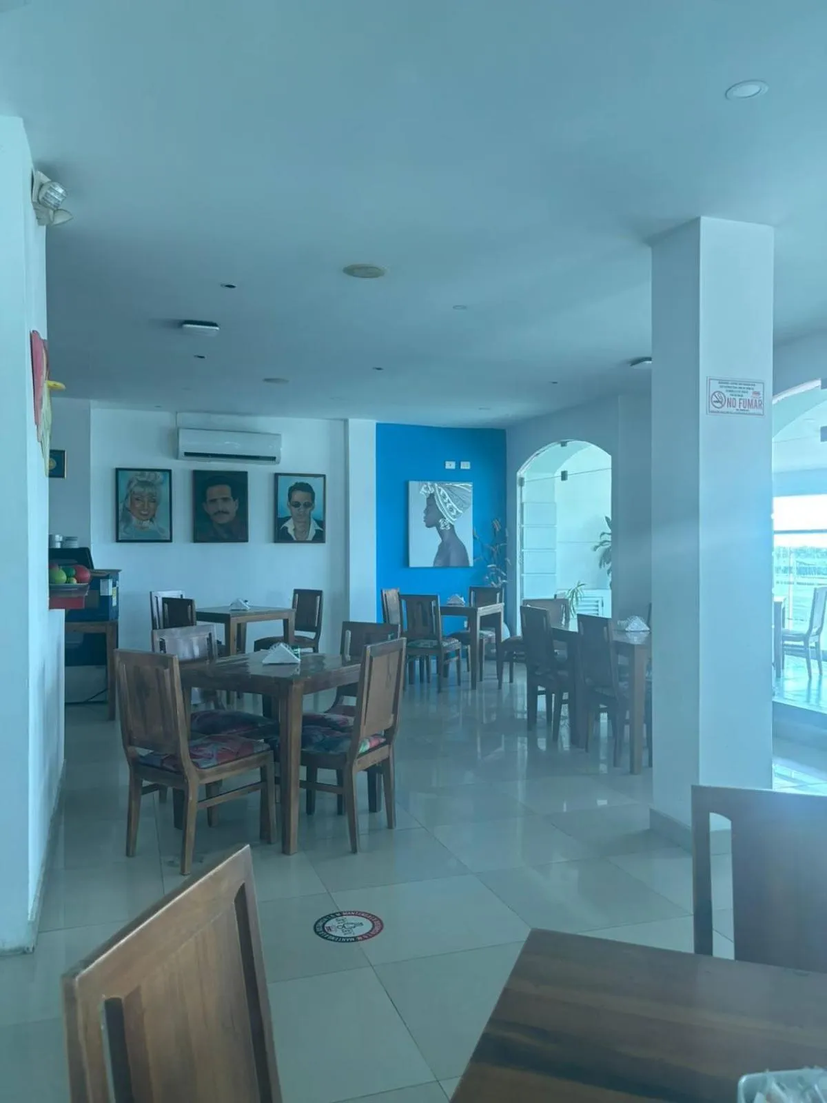 Restaurant/places to eat in Hotel Isla Capri