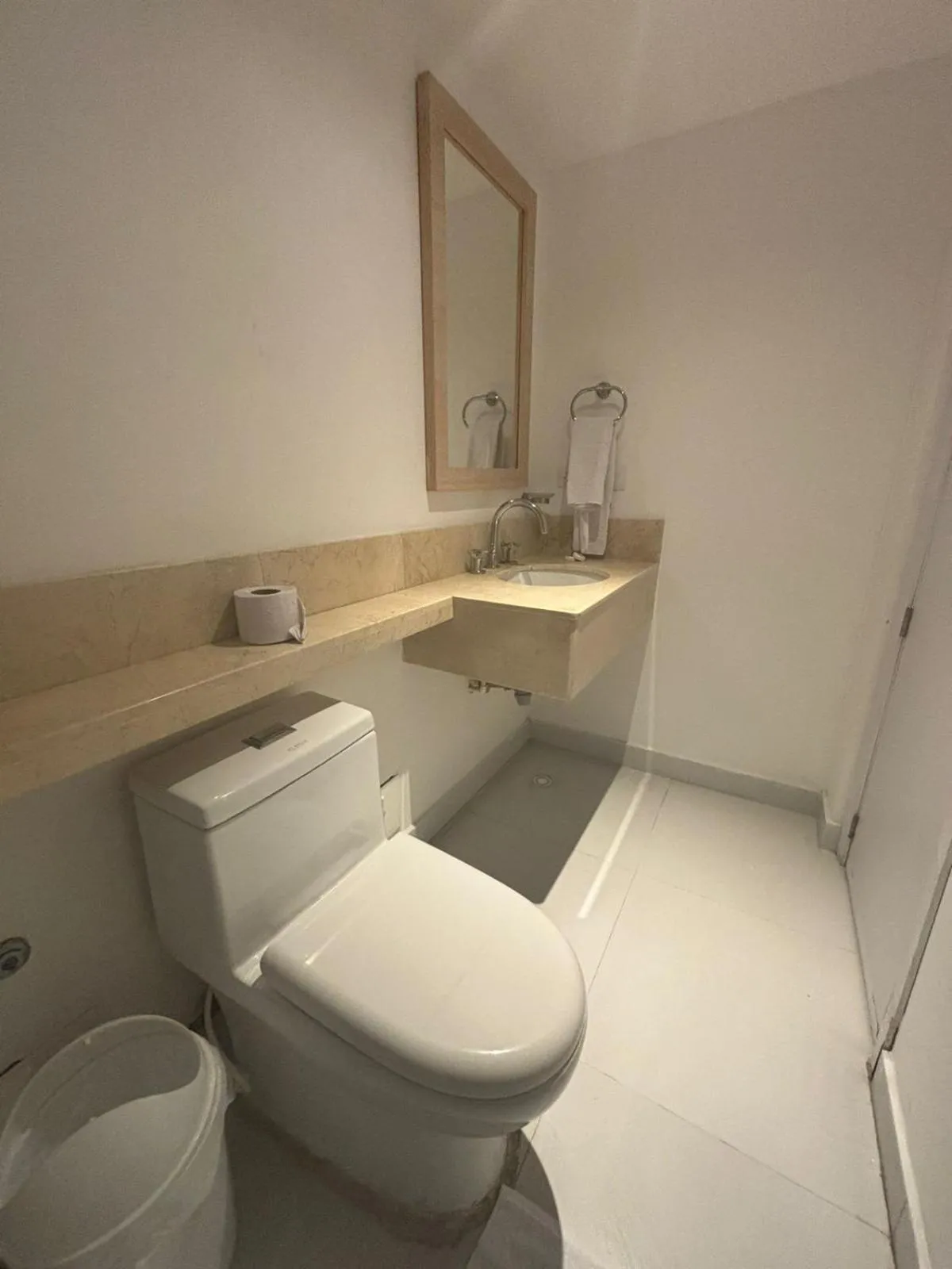 Bathroom in Hotel Isla Capri