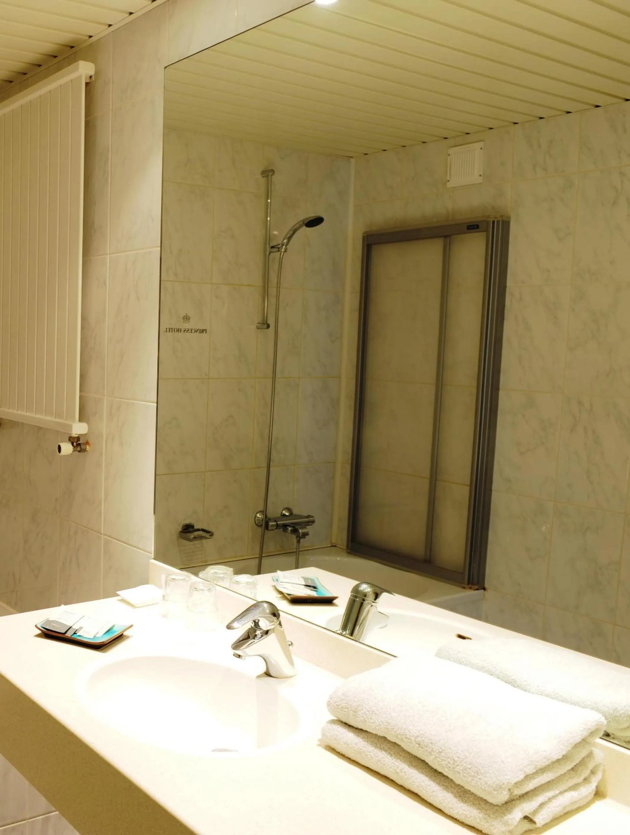 Bathroom in Hotel Princess