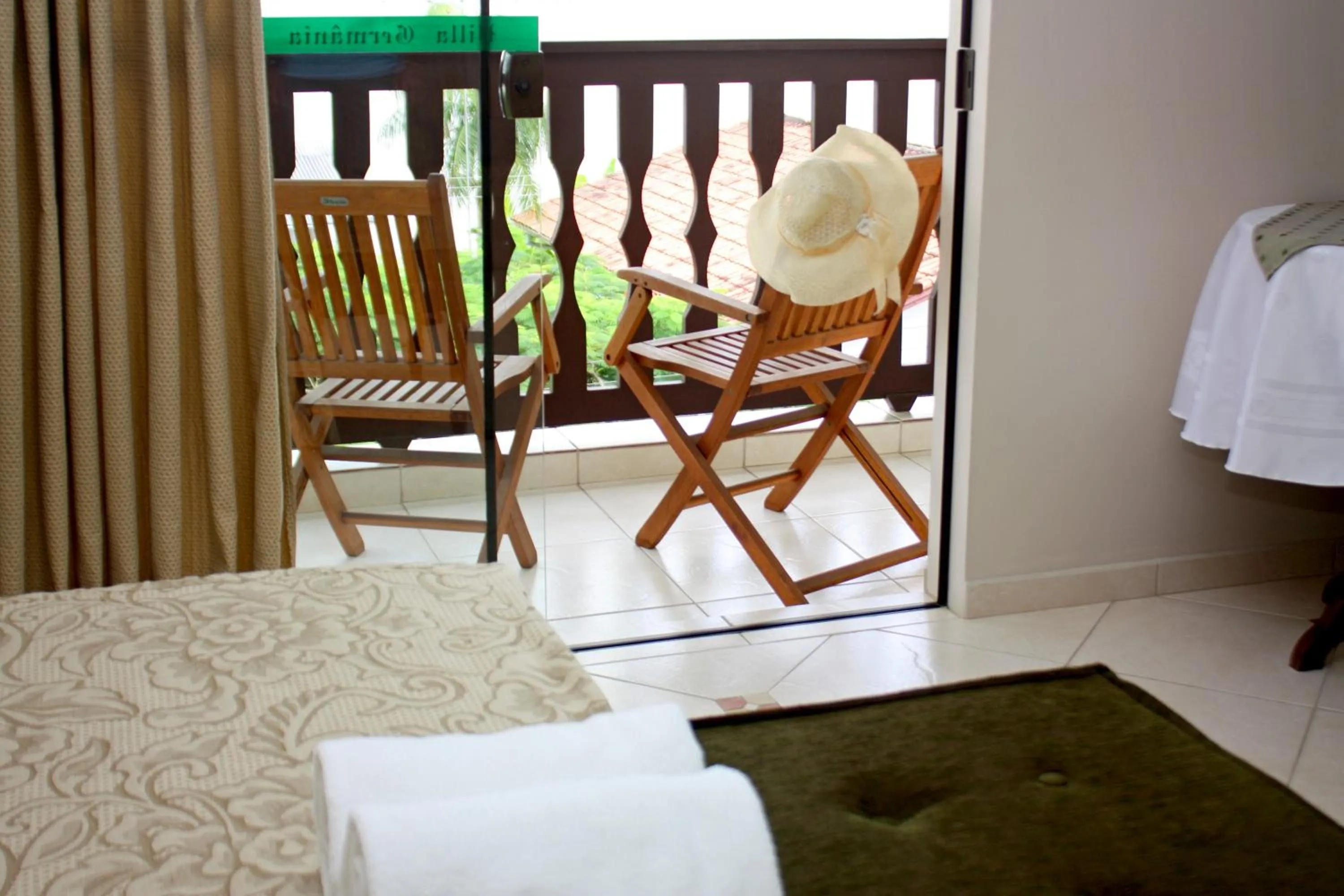 Balcony/Terrace, Bed in Villa Germânia