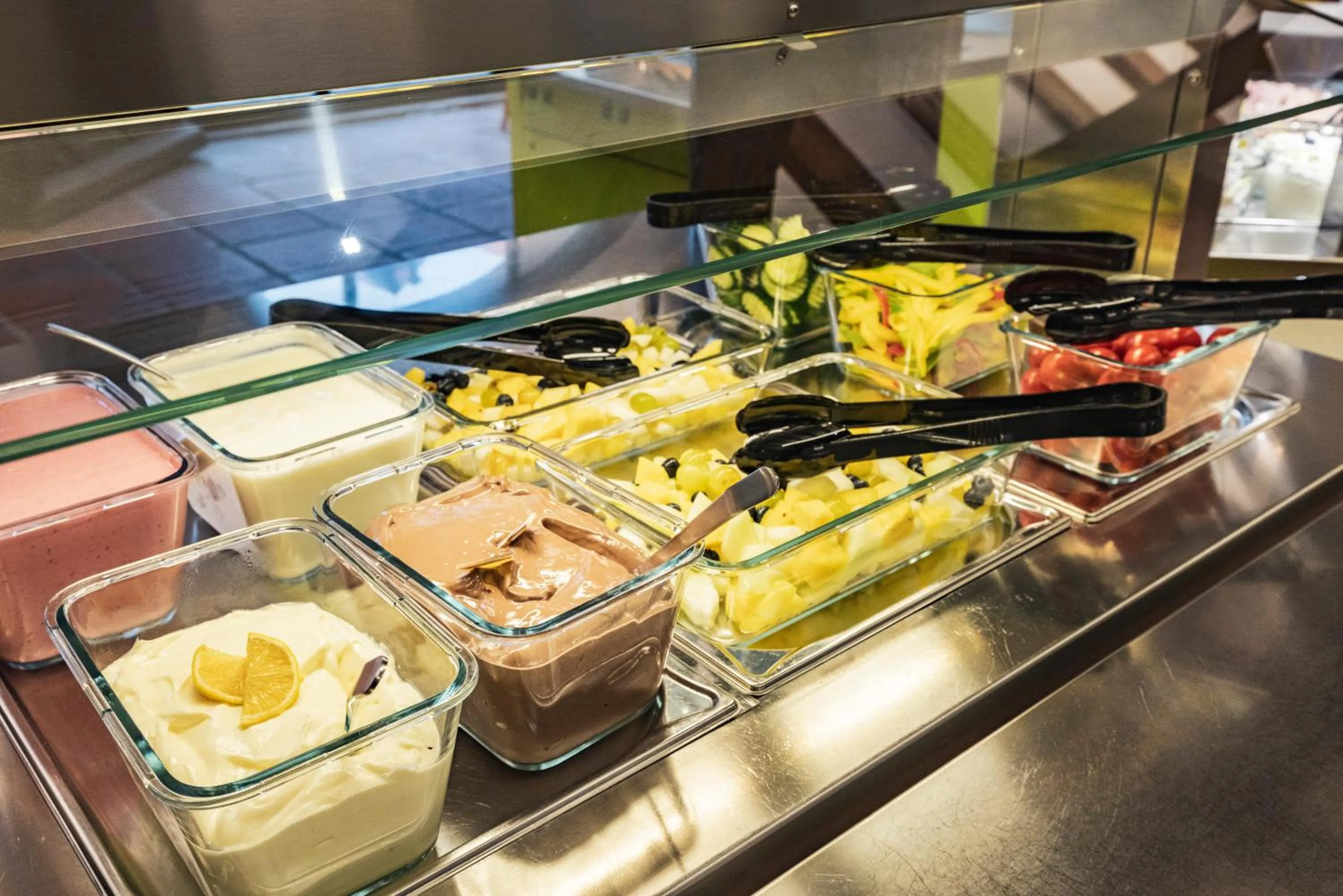 Buffet breakfast in Jugendherberge Dinkelsbühl - Youth Hostel