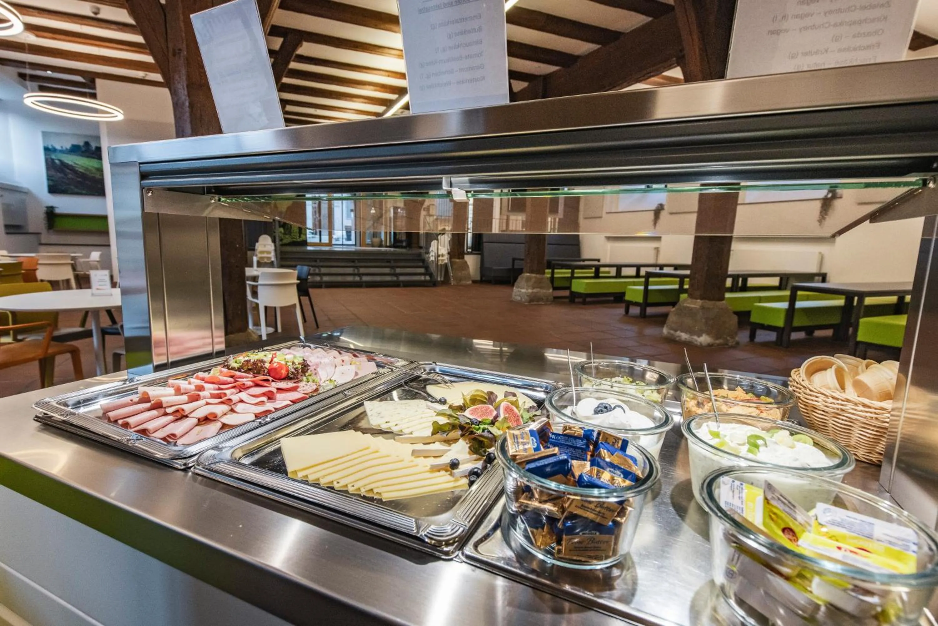 Buffet breakfast in Jugendherberge Dinkelsbühl - Youth Hostel
