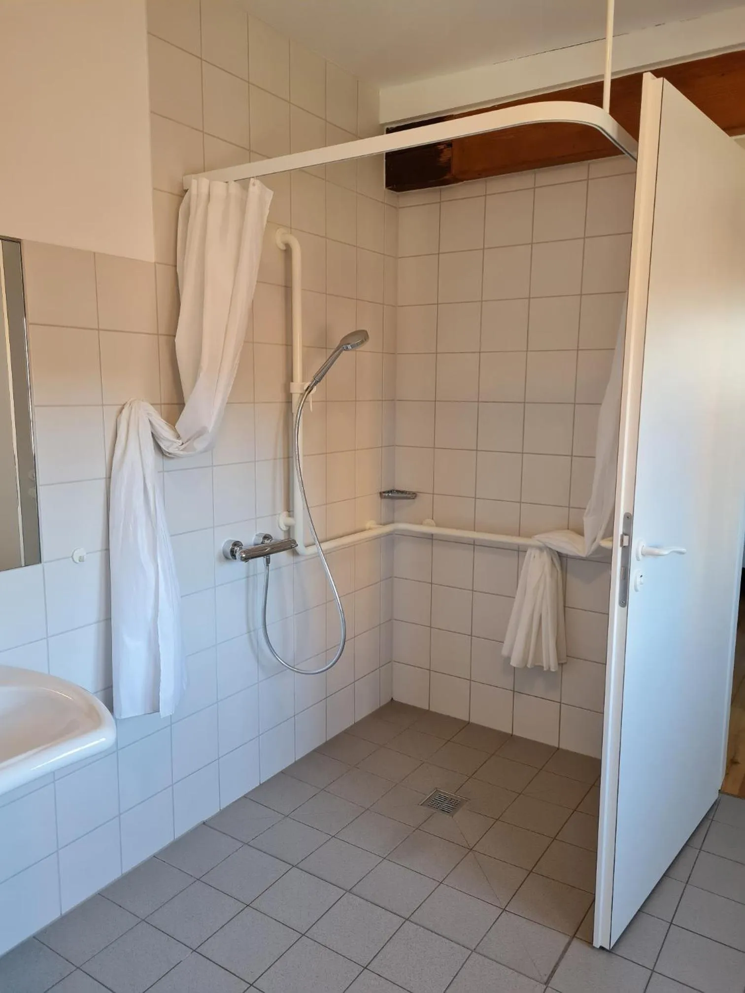 Bathroom in Jugendherberge Dinkelsbühl - Youth Hostel