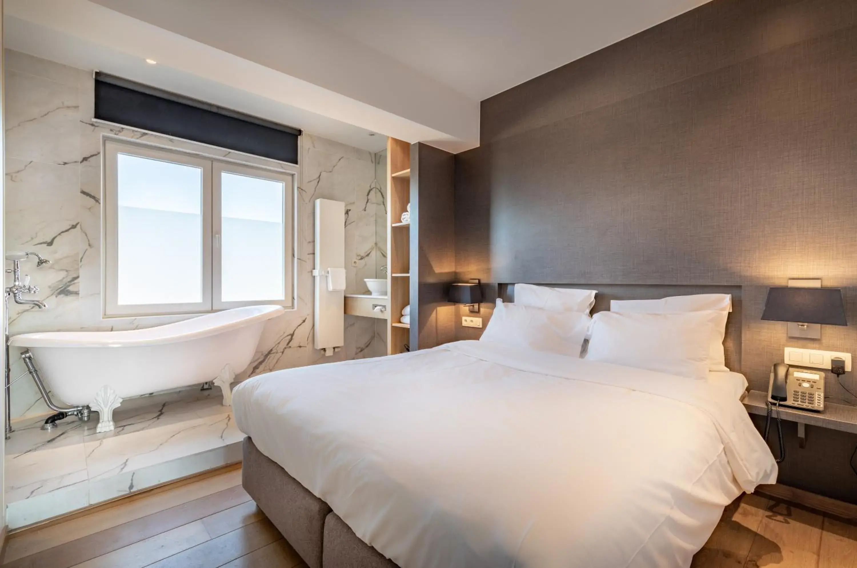 Deluxe Double Room in Hotel Carlton Deluxe Double Room in Hotel Carlton