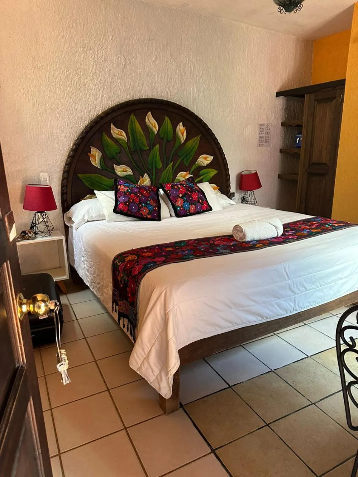Bed in Hotel Tepeyac