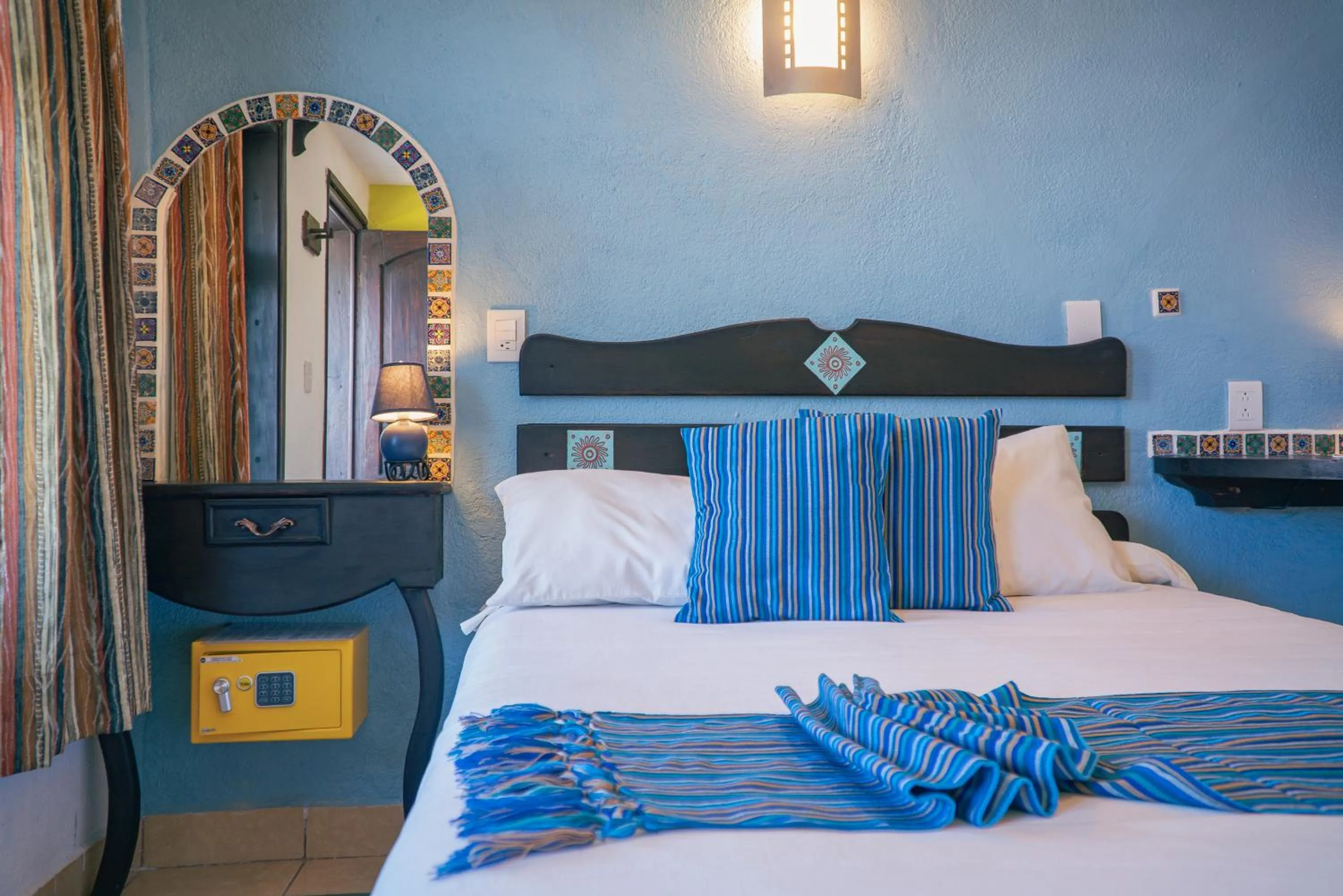 Bed in Hotel Tepeyac