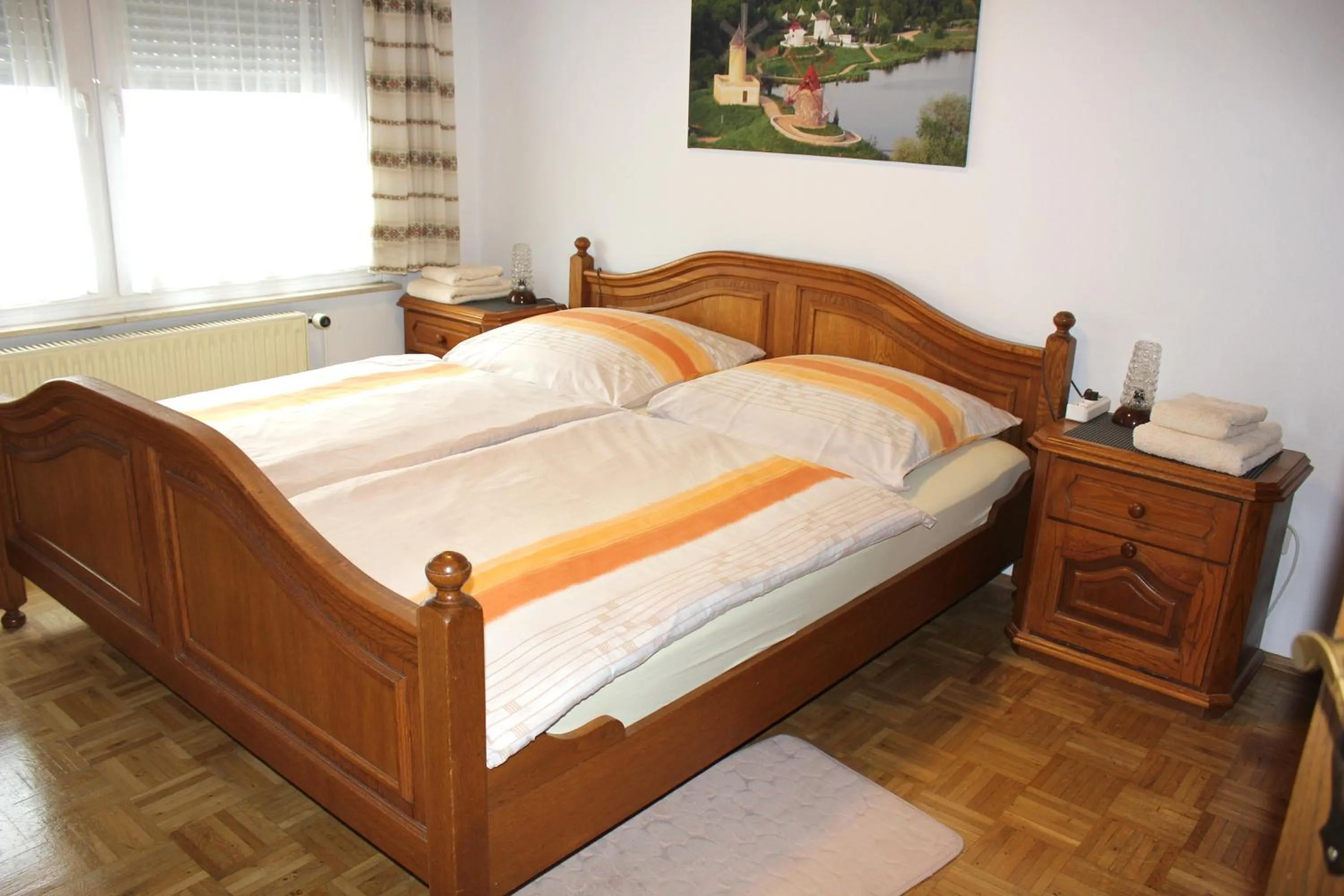 Bedroom, Bed in Hotel Alte Münze