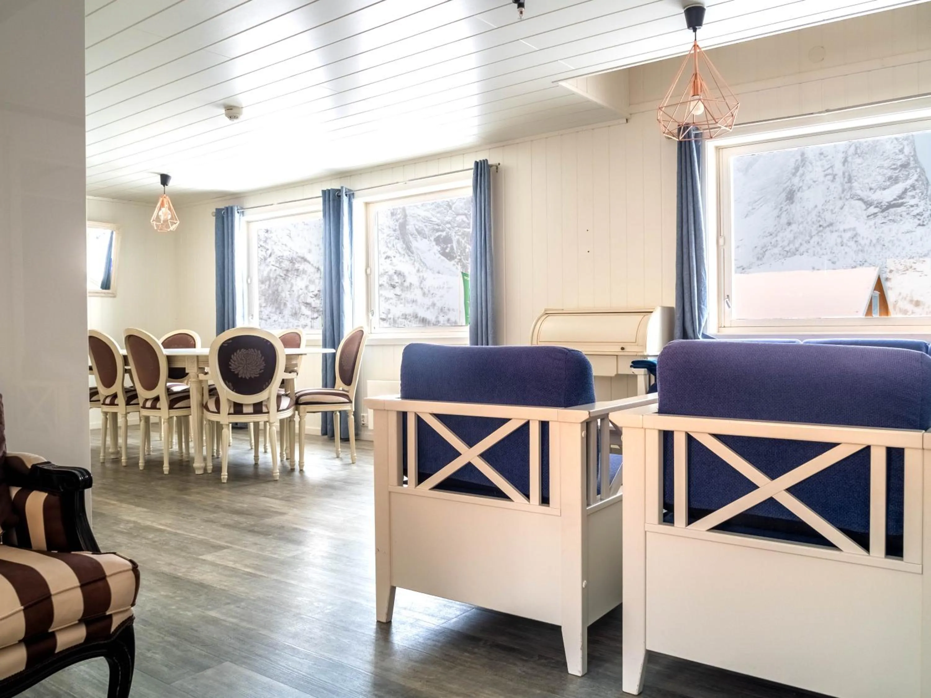 Living room in Lofoten Bed & Breakfast Reine - Rooms & Apartments