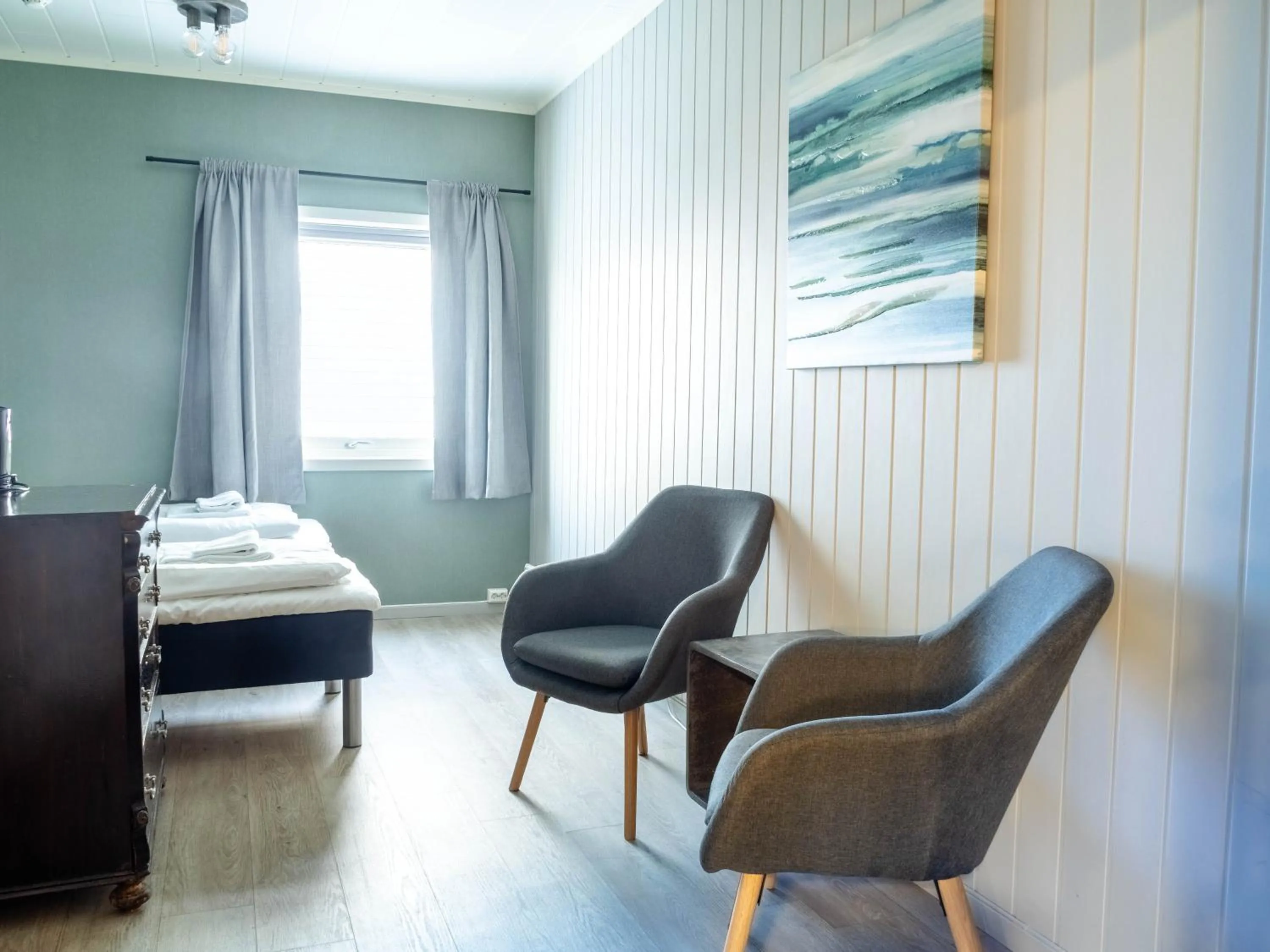 Bed in Lofoten Bed & Breakfast Reine - Rooms & Apartments