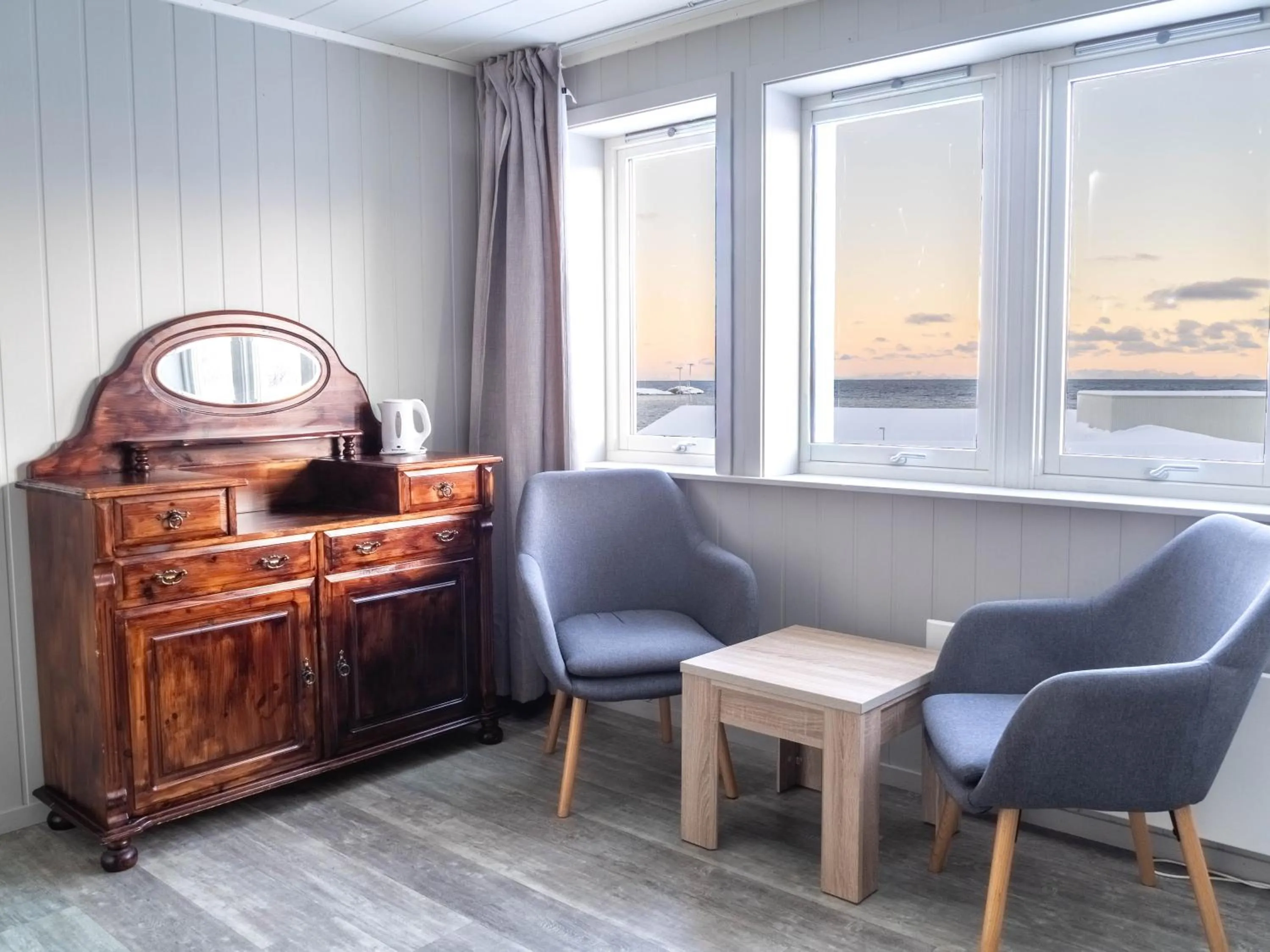 Natural landscape in Lofoten Bed & Breakfast Reine - Rooms & Apartments