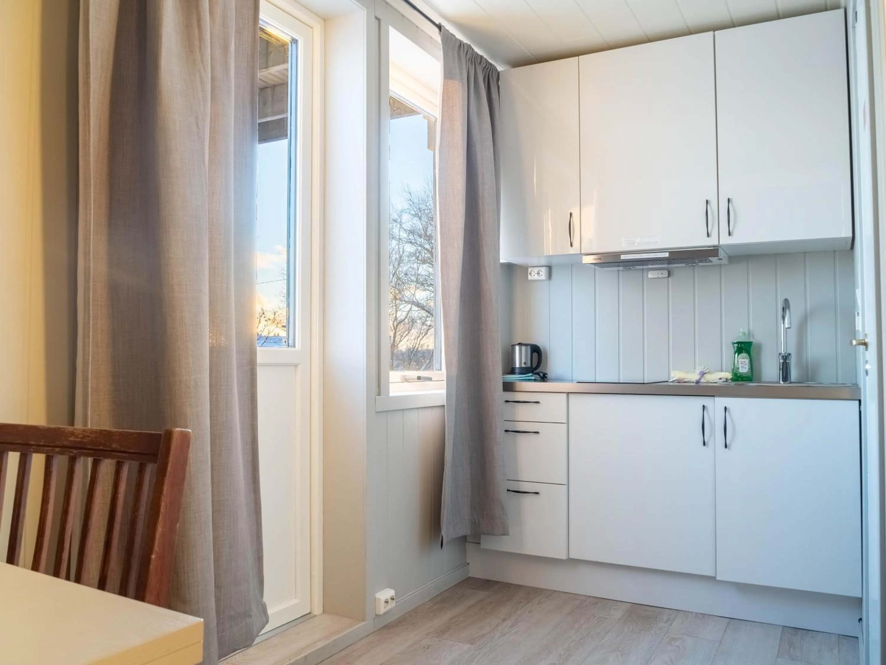 Kitchen or kitchenette in Lofoten Bed & Breakfast Reine - Rooms & Apartments