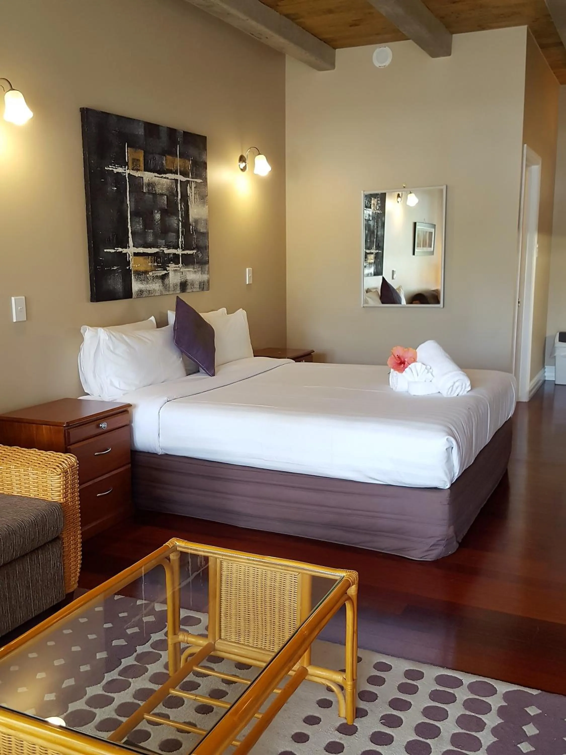 Bed in Seaport Village