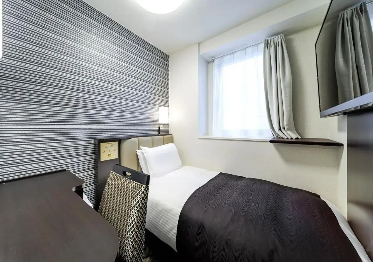 Photo of the whole room, Bed in APA Hotel Miyazaki Nobeoka Ekimae Photo of the whole room, Bed in APA Hotel Miyazaki Nobeoka Ekimae