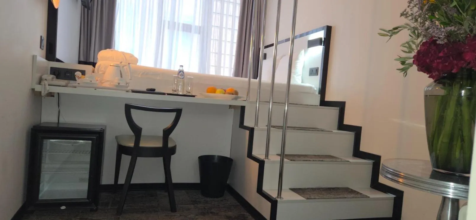 Bedroom in Hotel Floris Arlequin Grand-Place