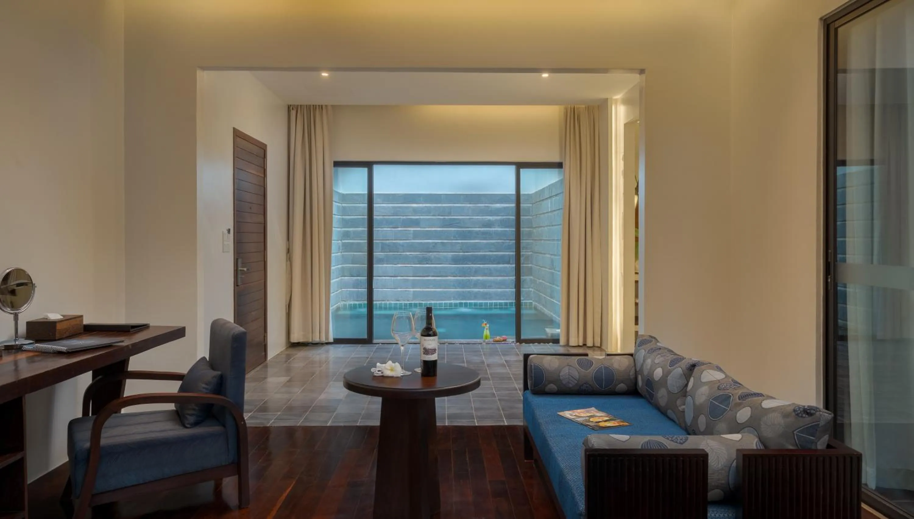 Living room in Metta Residence & Spa