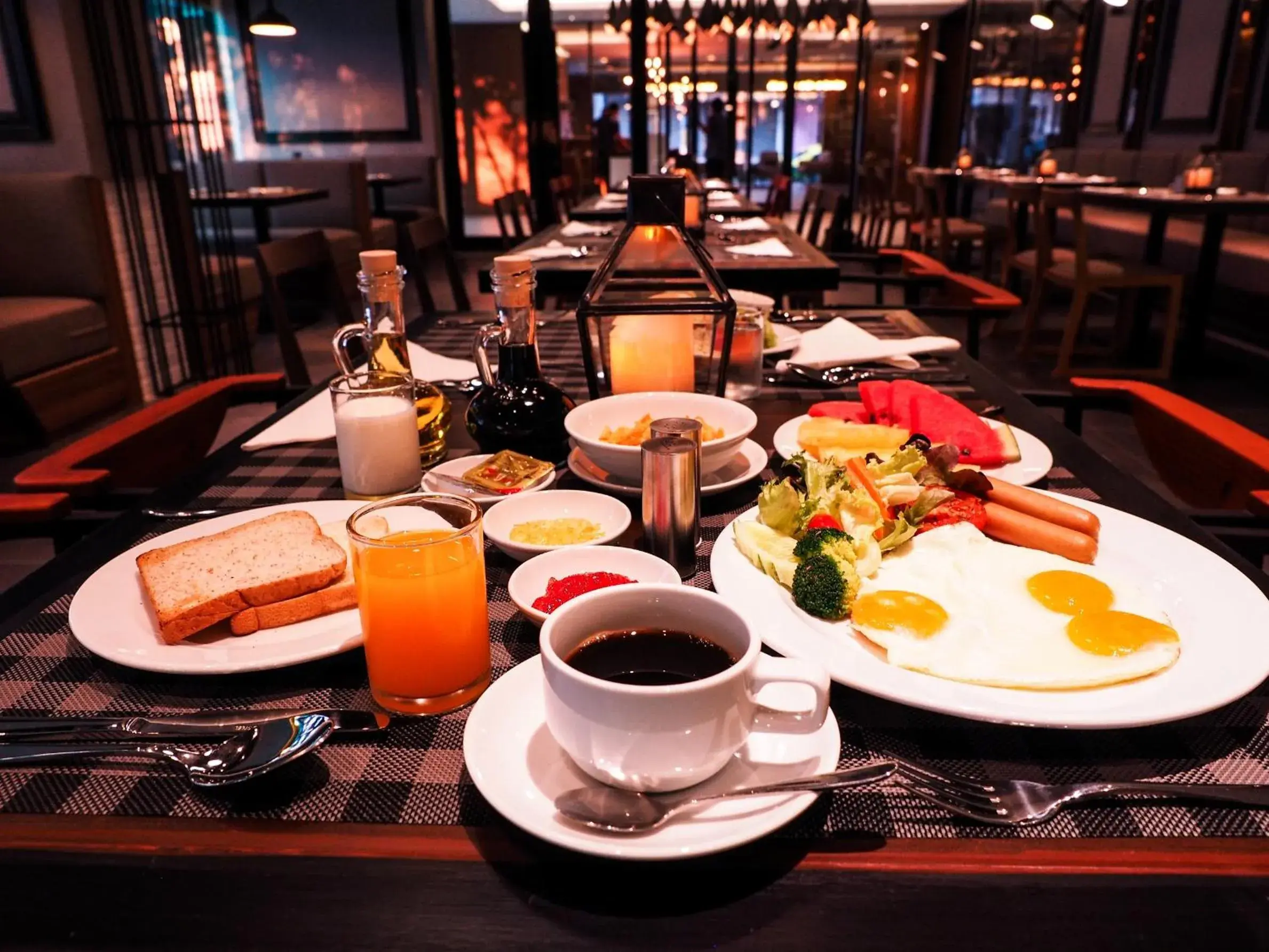 Restaurant/places to eat in 130 Hotel & Residence Bangkok Restaurant/places to eat in 130 Hotel & Residence Bangkok