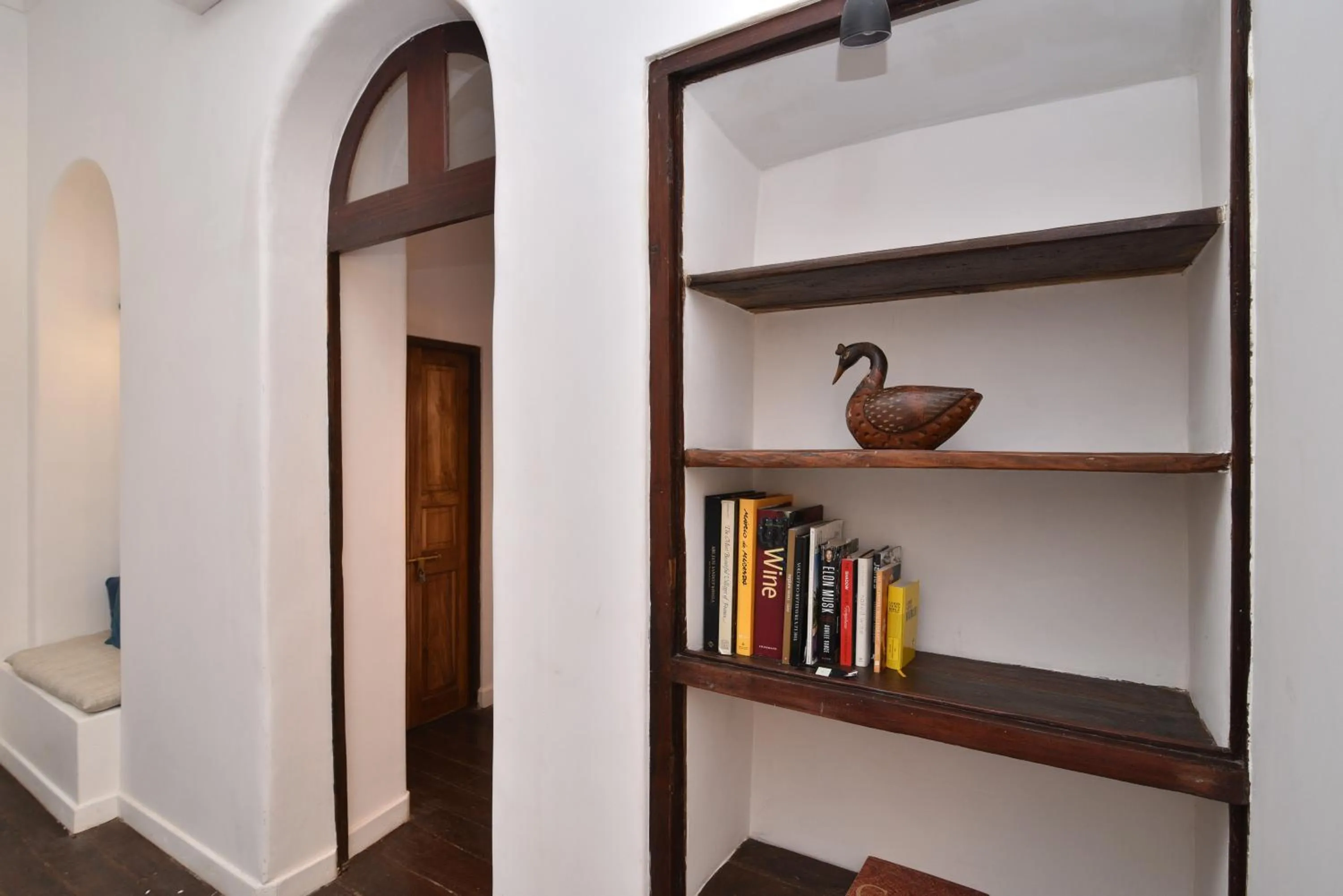 Library in Mateus Boutique Hotel