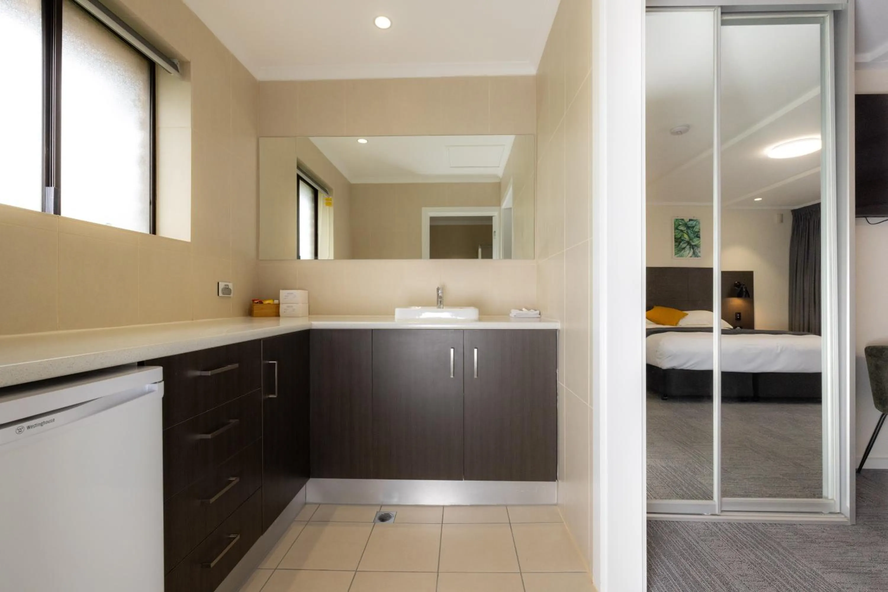 Kitchen or kitchenette in Mick O'Sheas