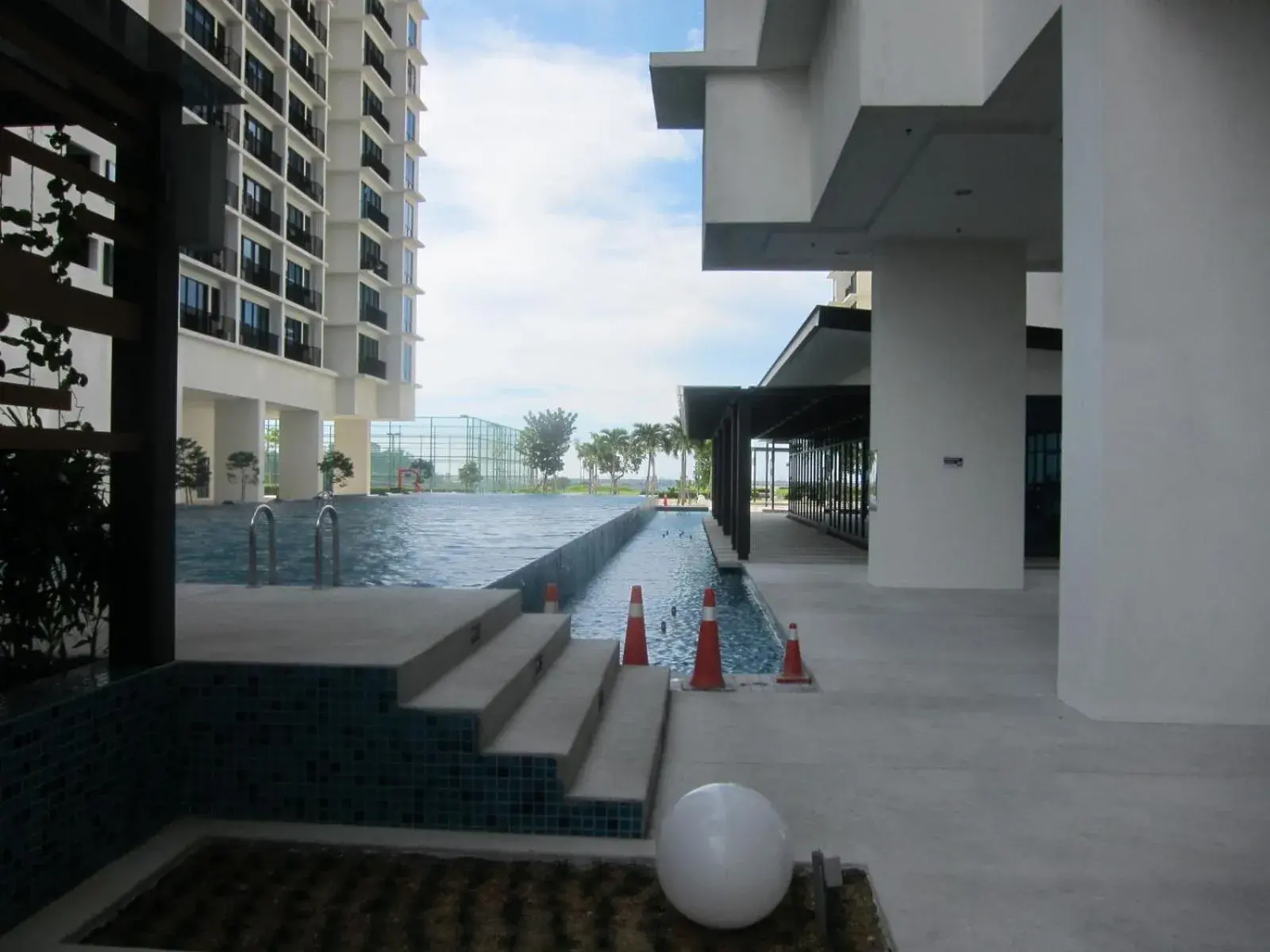 Swimming Pool in Setia Inn Suites Service Residence