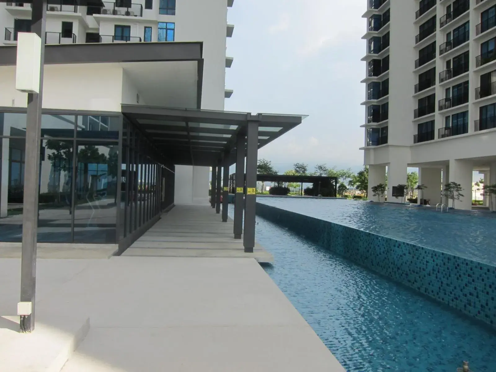 Property Building in Setia Inn Suites Service Residence