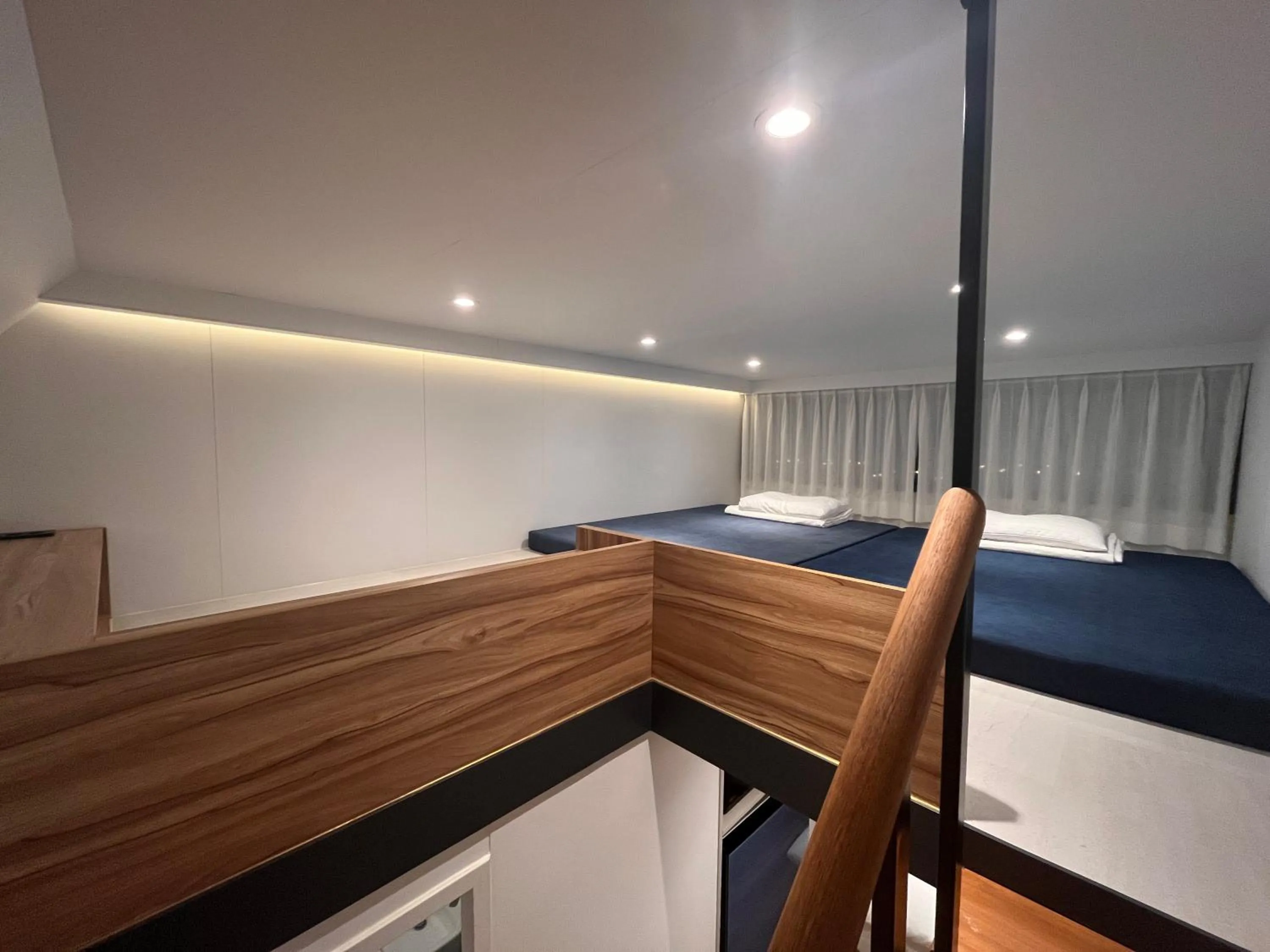 Bed in Morning Beach Pension